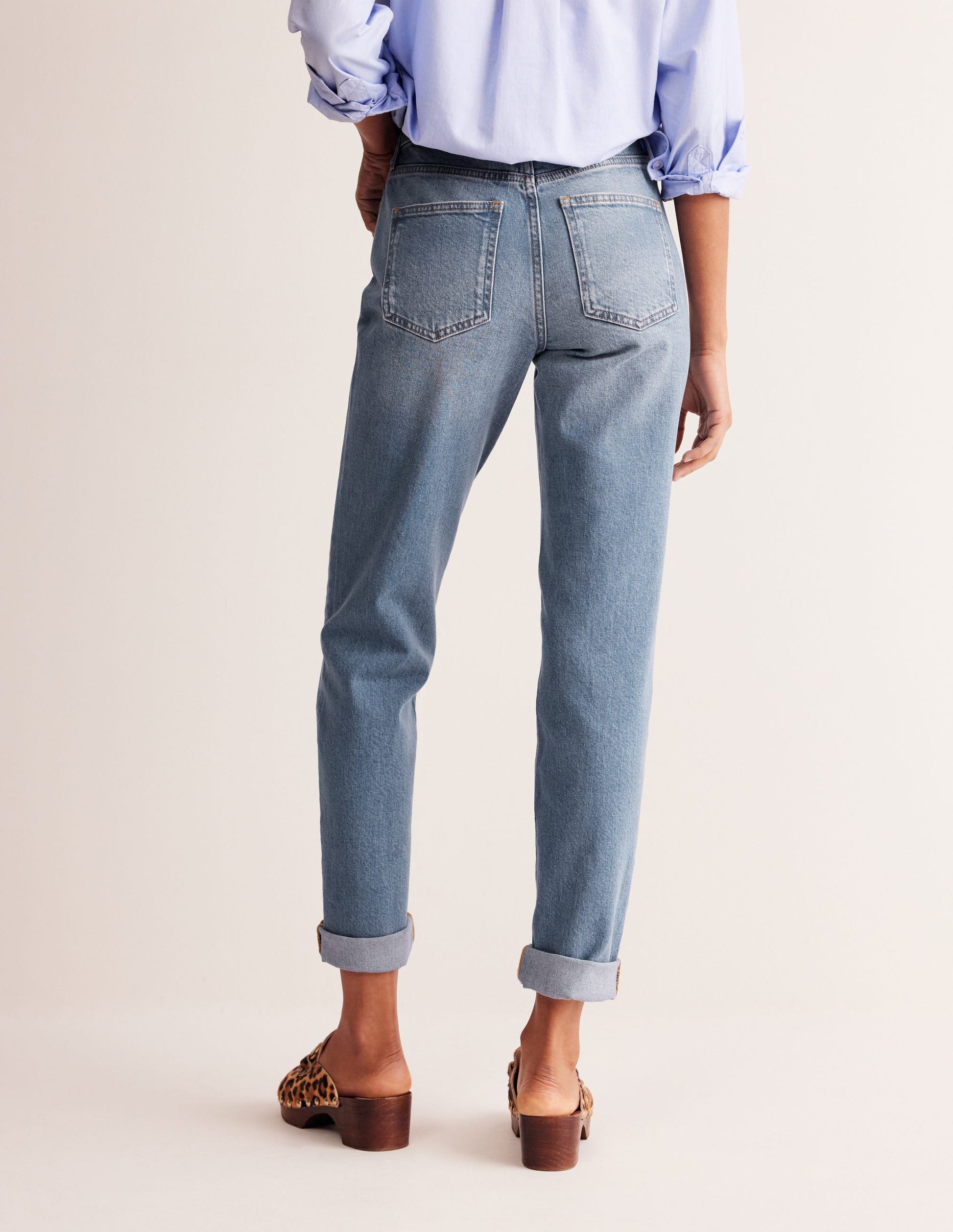 Girlfriend Jeans-Light Vintage-3