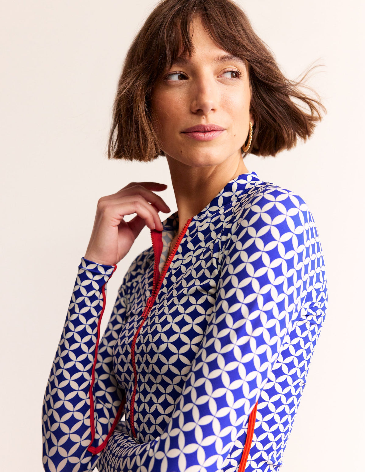 Piped Raglan Rash Vest-Surf The Web, Diamond Terrace - Image 4
