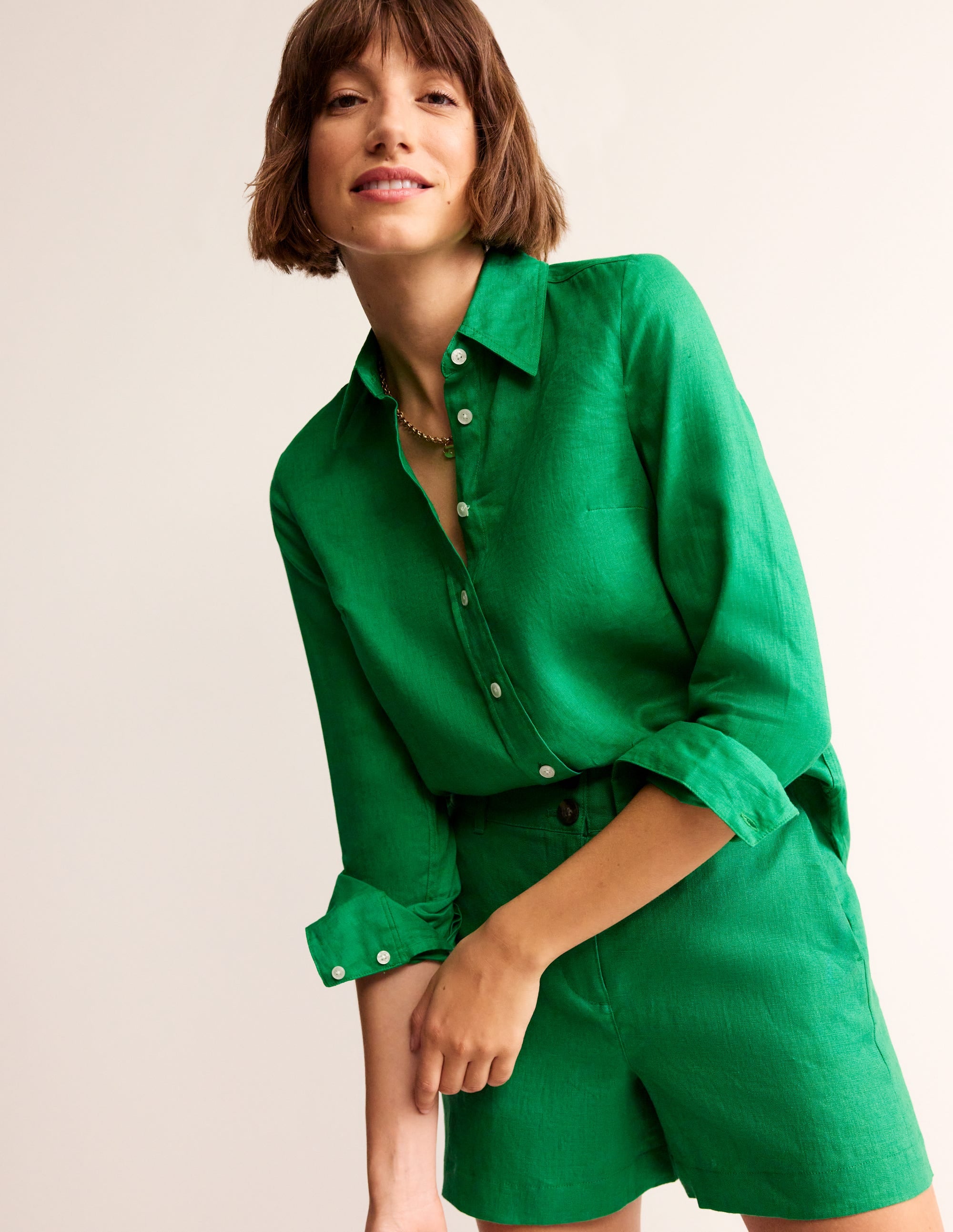 Sienna Linen Shirt-Green Tambourine - Image 4