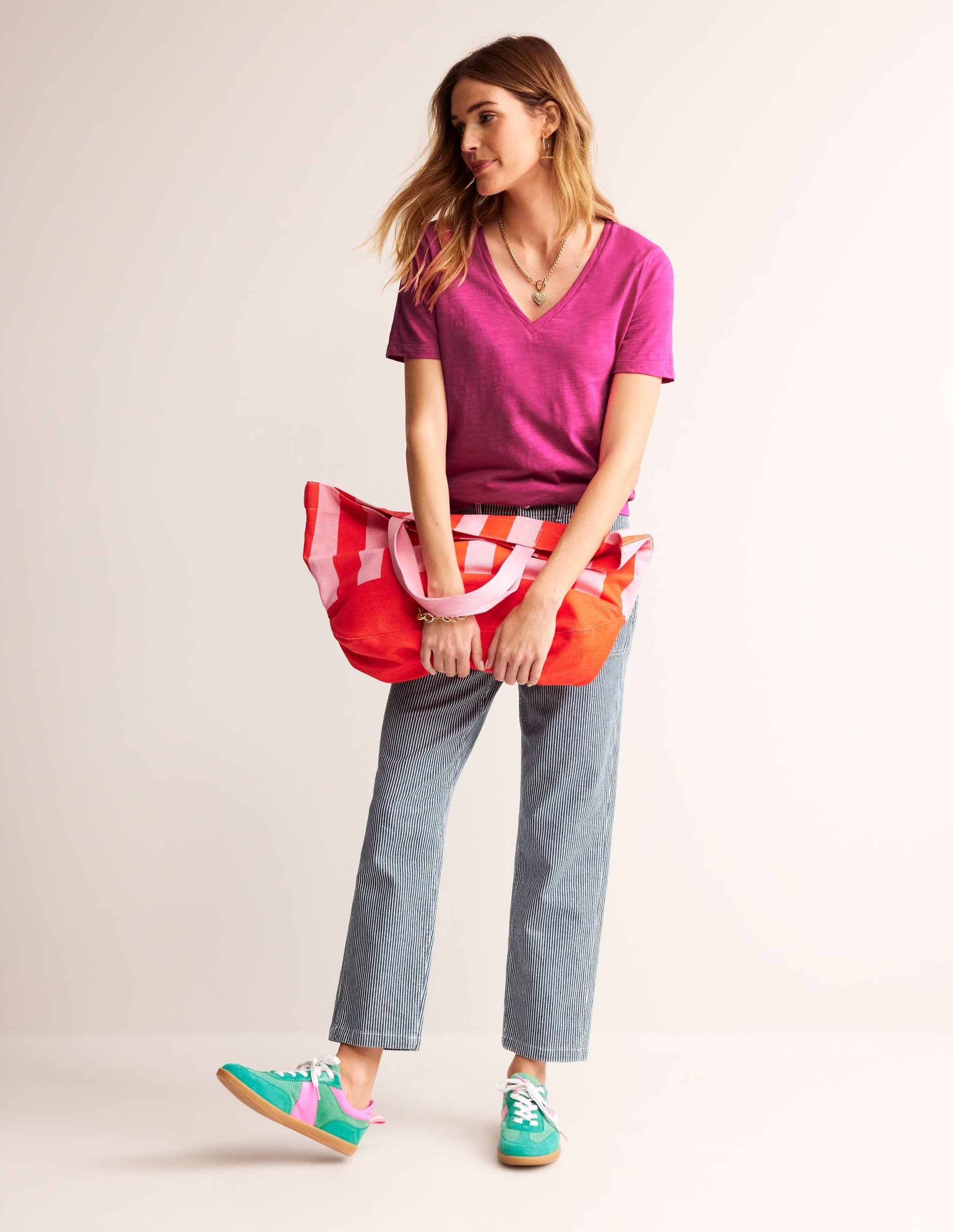 Regular V-Neck Slub T-shirt-Sangria Sunset-4