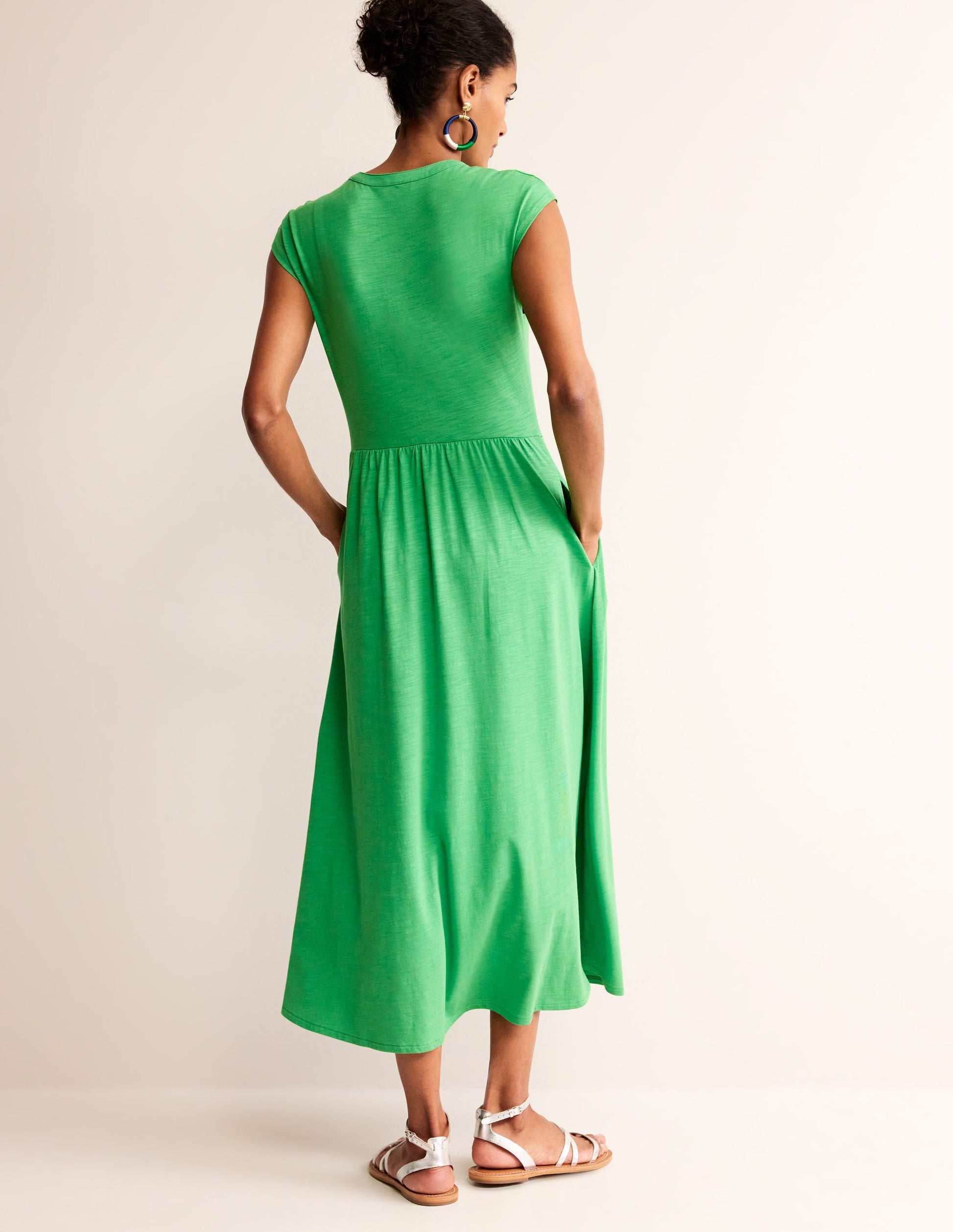 Chloe Notch Jersey Midi Dress-Kelly Green-3