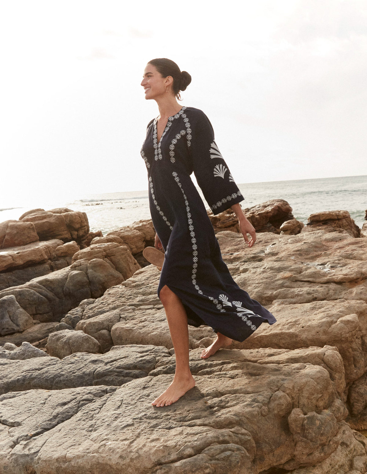 Una Linen Midi Dress-Navy - Image 7