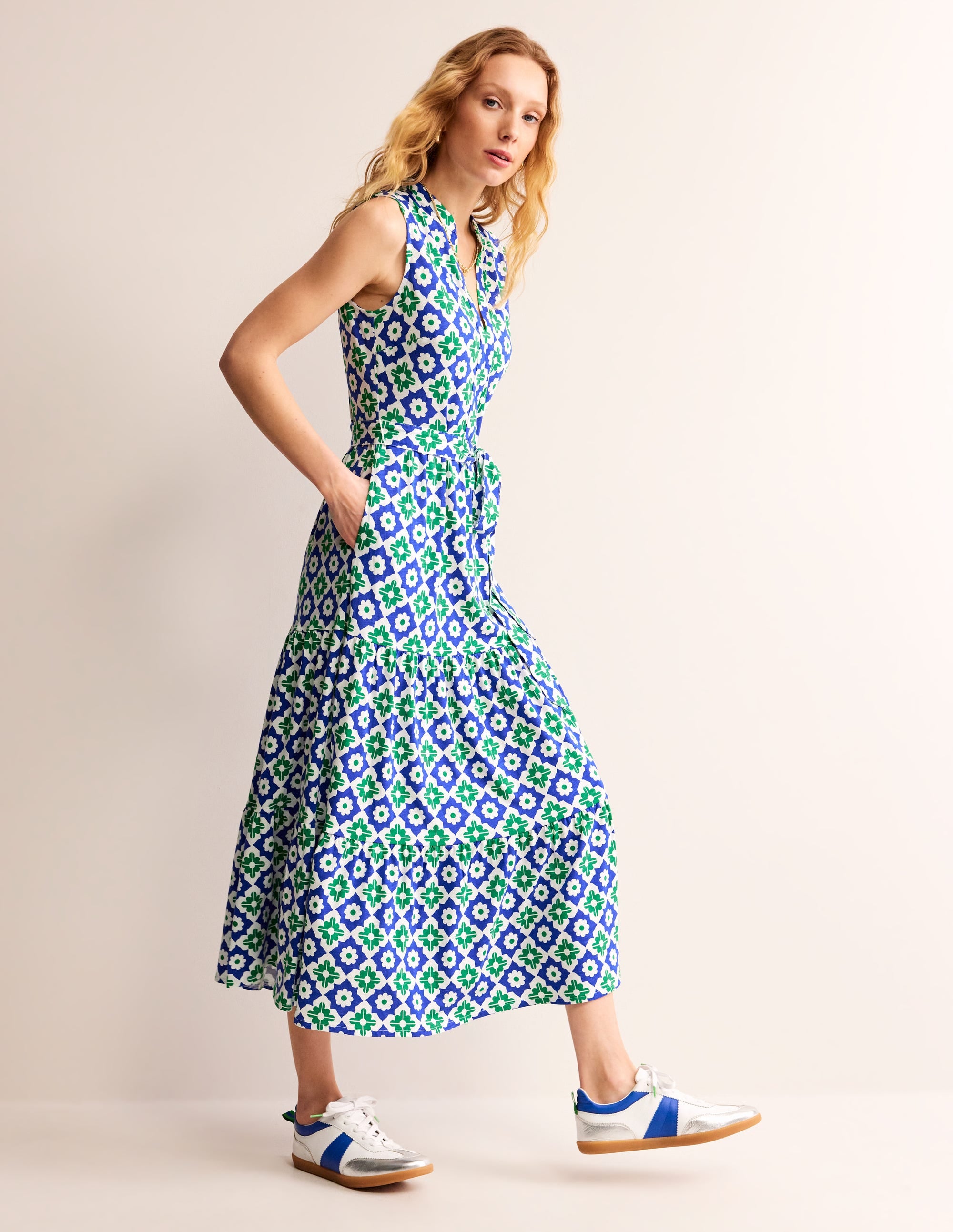 Naomi Notch Collar Maxi Dress-Green Tambourine, Geo Stamp - Image 2