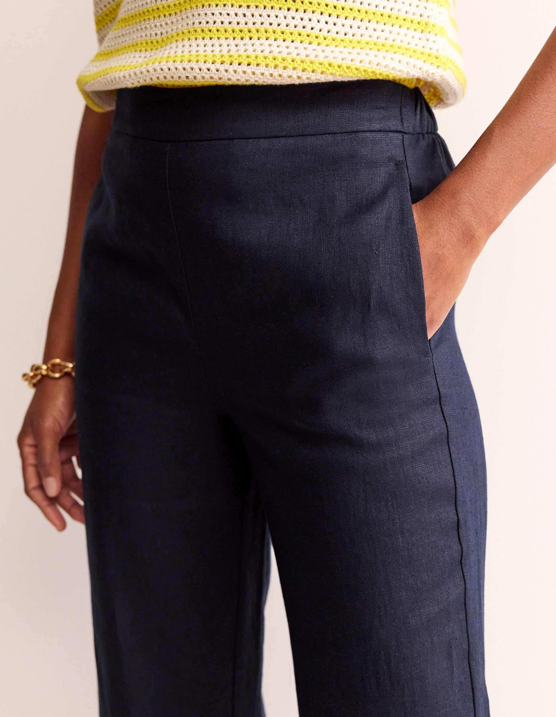 Hampstead Linen Trousers-Navy - Image 2