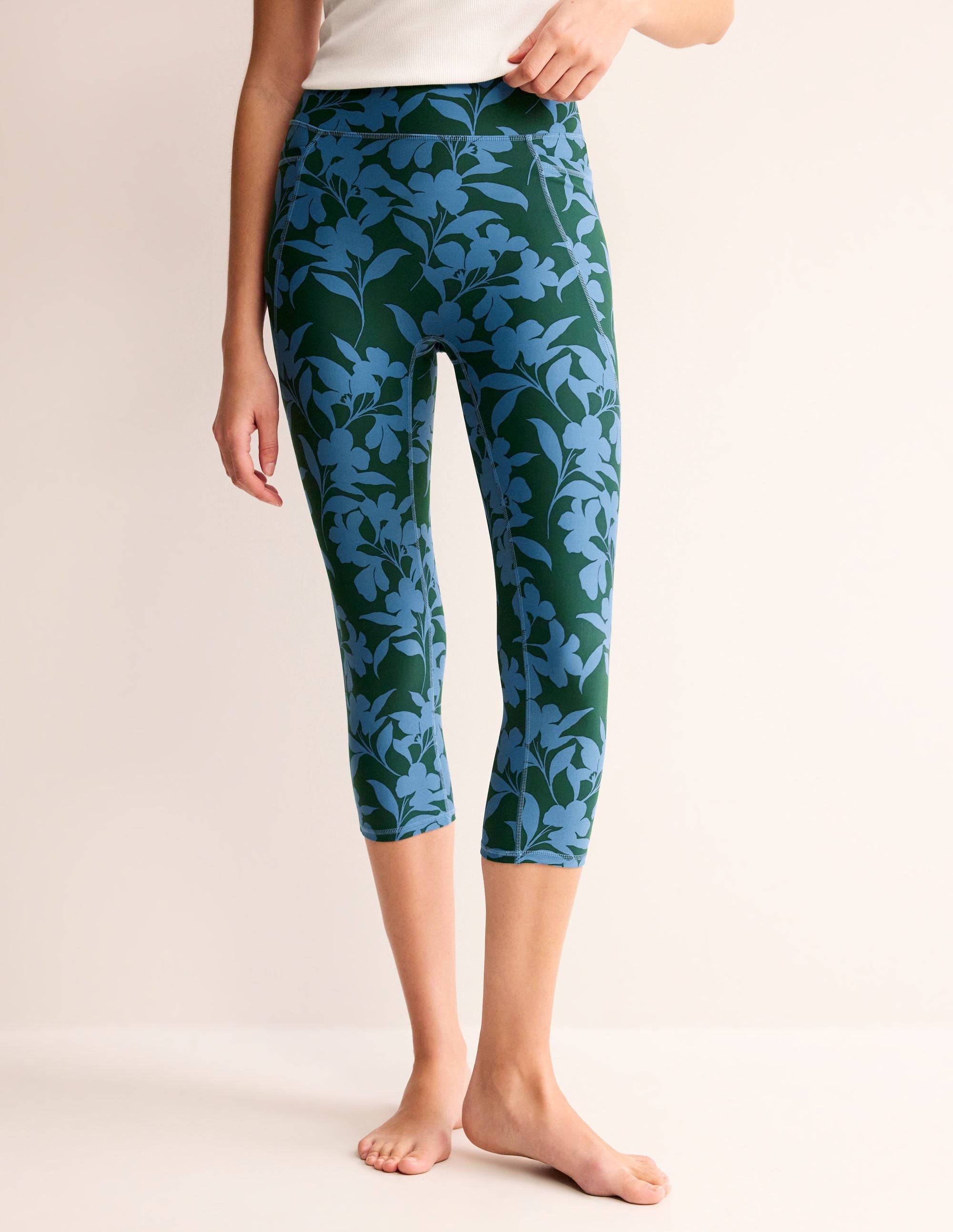 High Waist 7/8 Pocket Leggings-Faience, Silhouette Bloom - Image 4