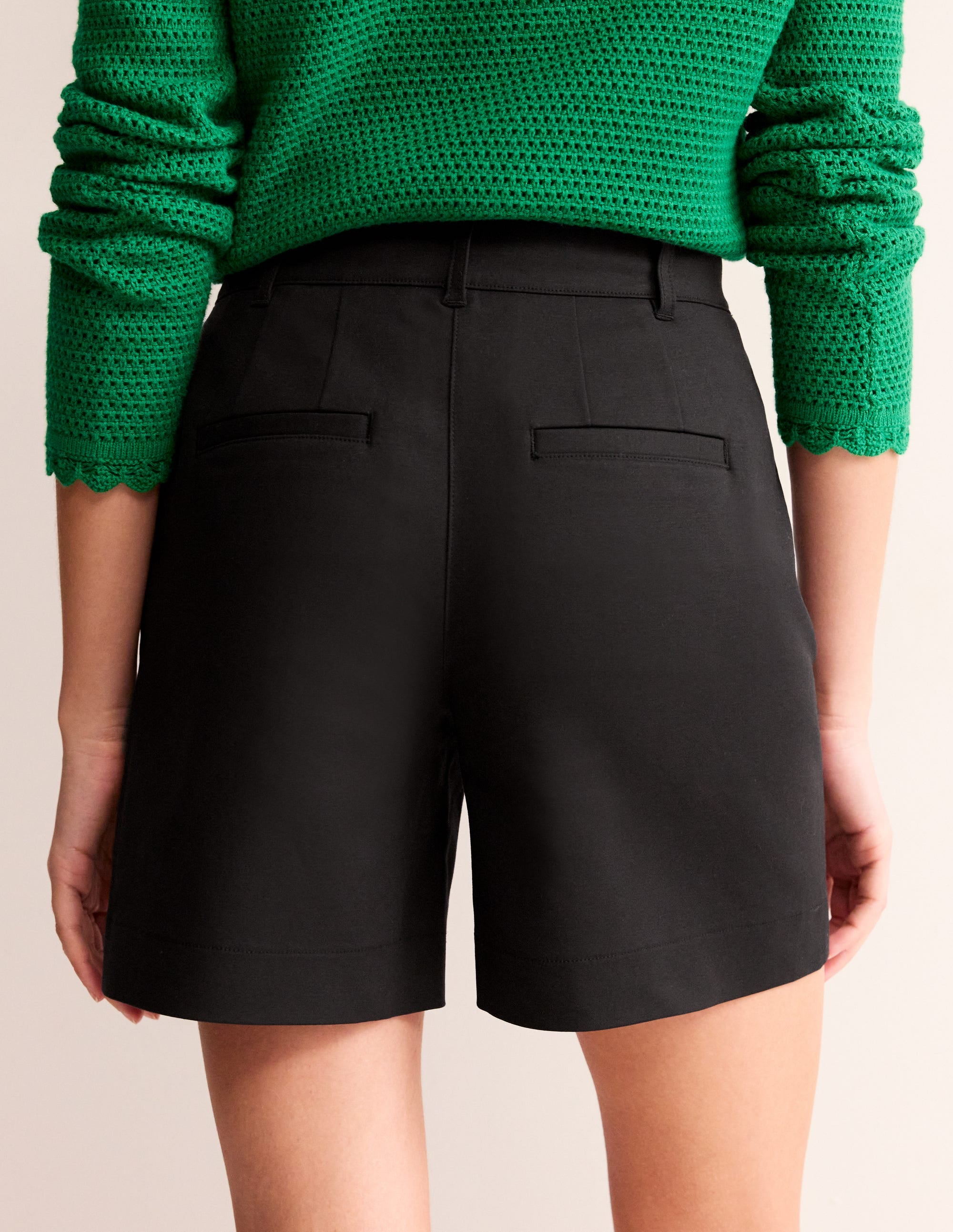 Westbourne Sateen Shorts-Black - Image 3