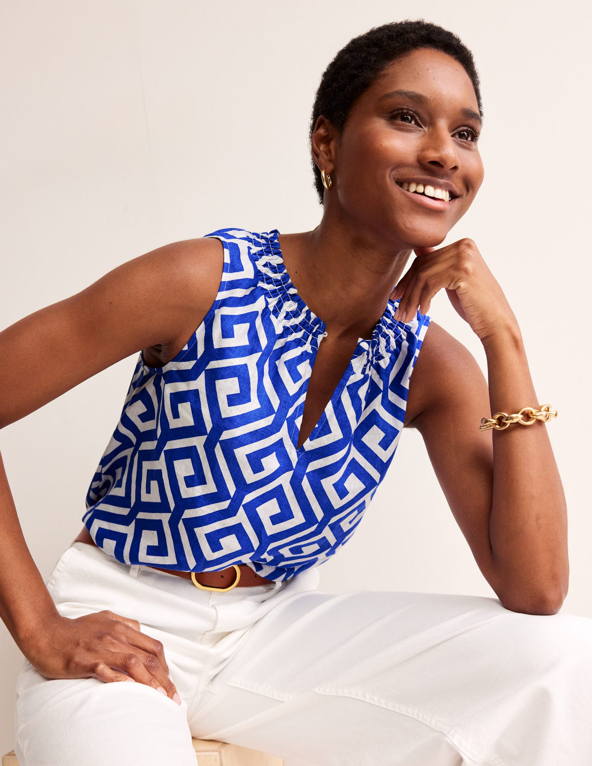Georgia Linen Sleeveless Top-Surf the Web, Maze-2