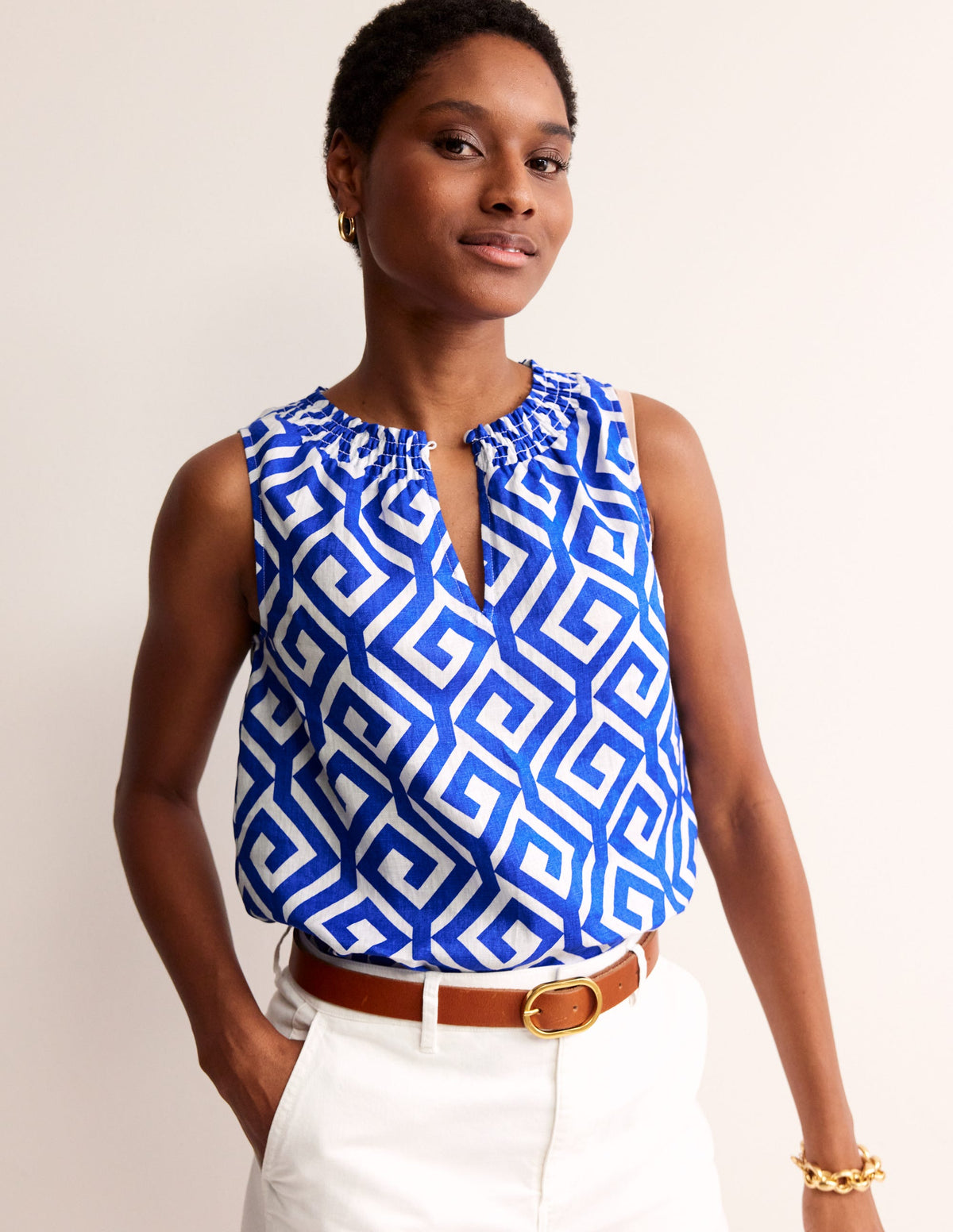 Georgia Linen Sleeveless Top-Surf the Web, Maze - Image 4