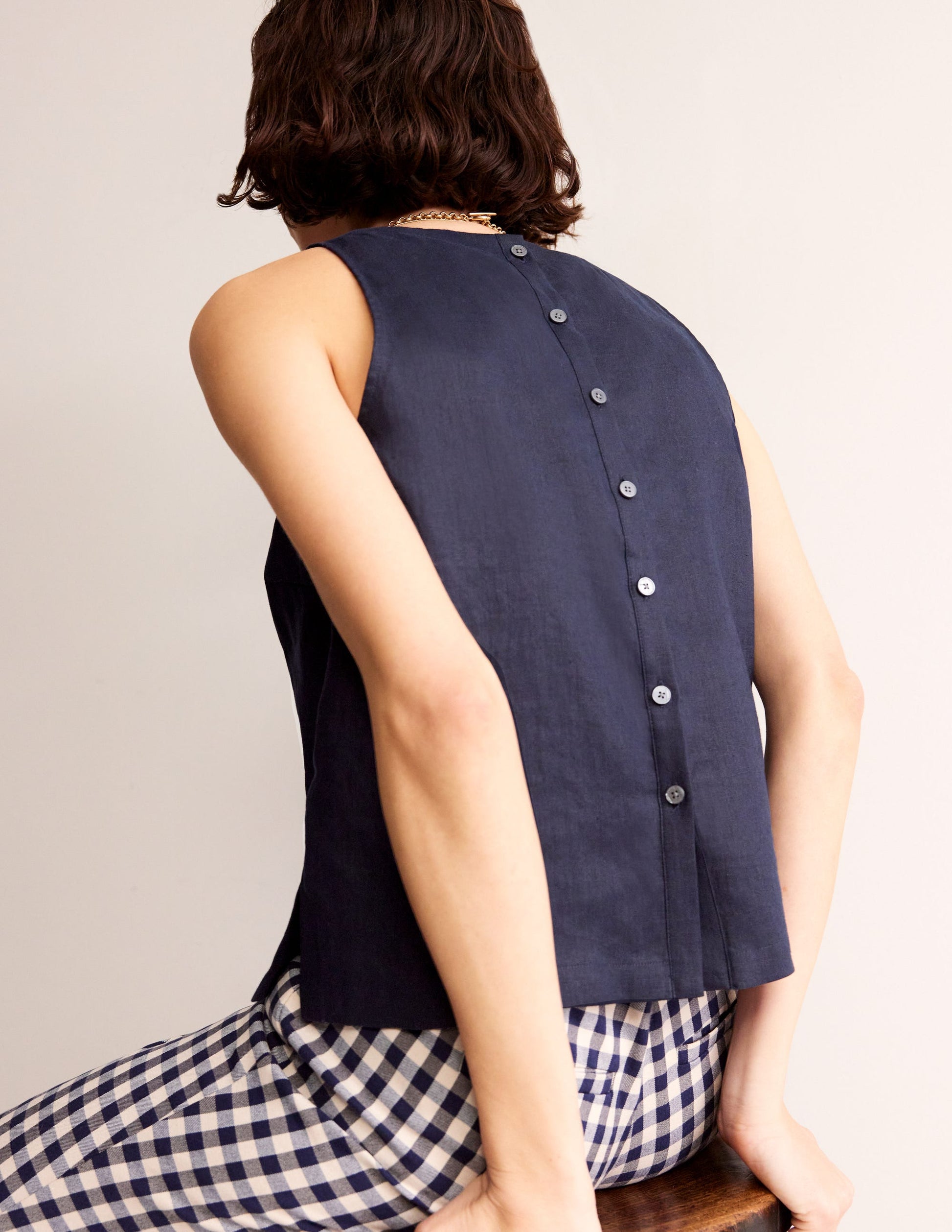Linen Sleeveless Shell Top-Navy-3