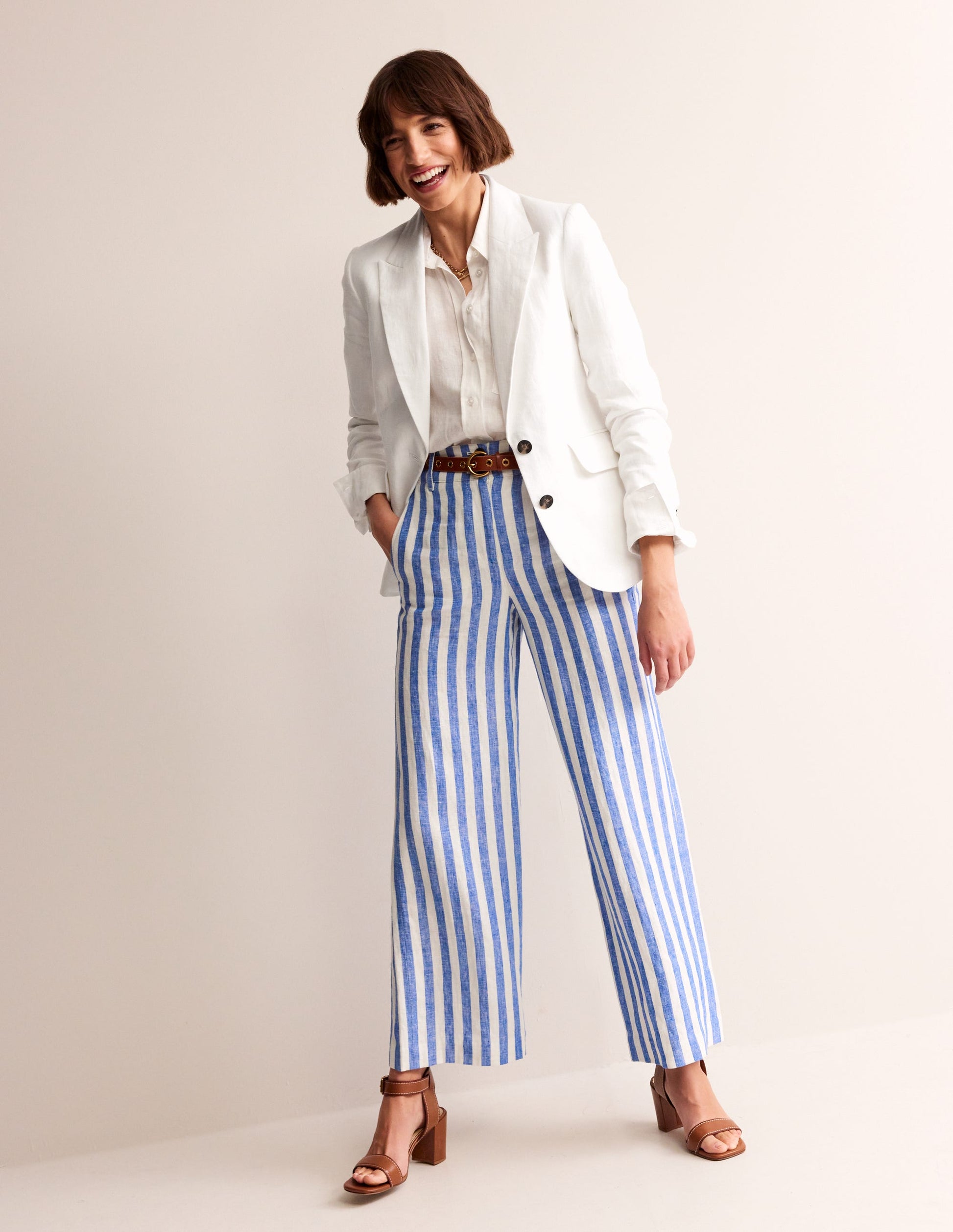 Marylebone Linen Blazer-White-5