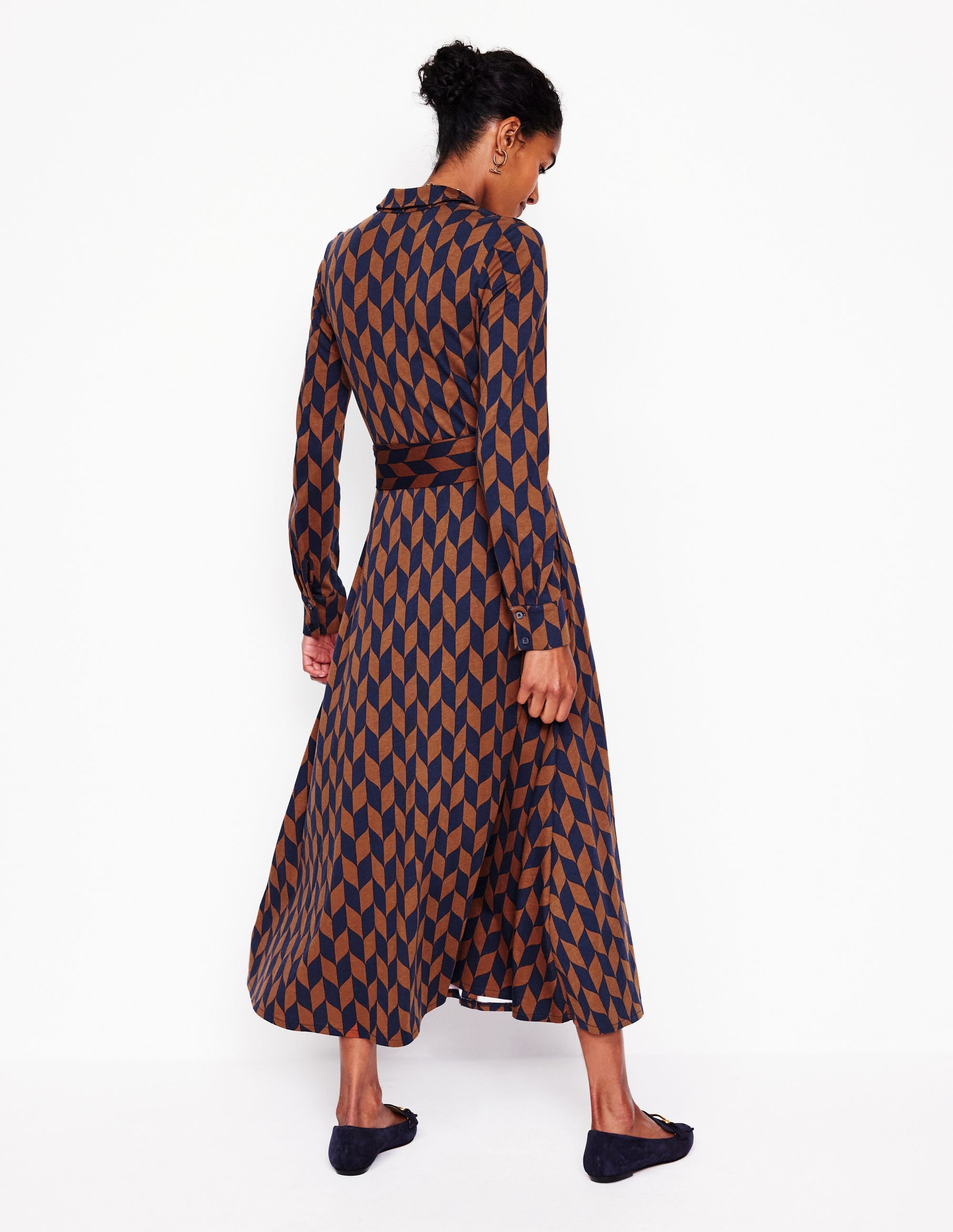 Marcia Jersey Midi Shirt Dress-Cognac, Chevron Swirl - Image 3