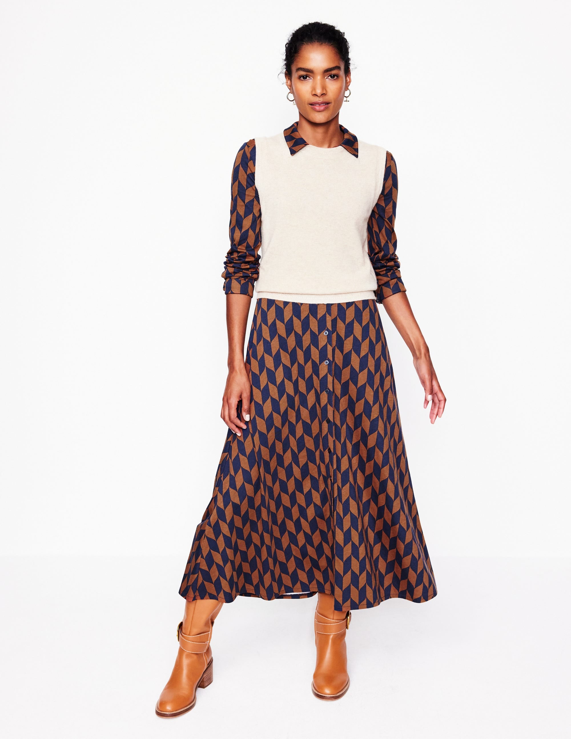 Marcia Jersey Midi Shirt Dress-Cognac, Chevron Swirl - Image 5