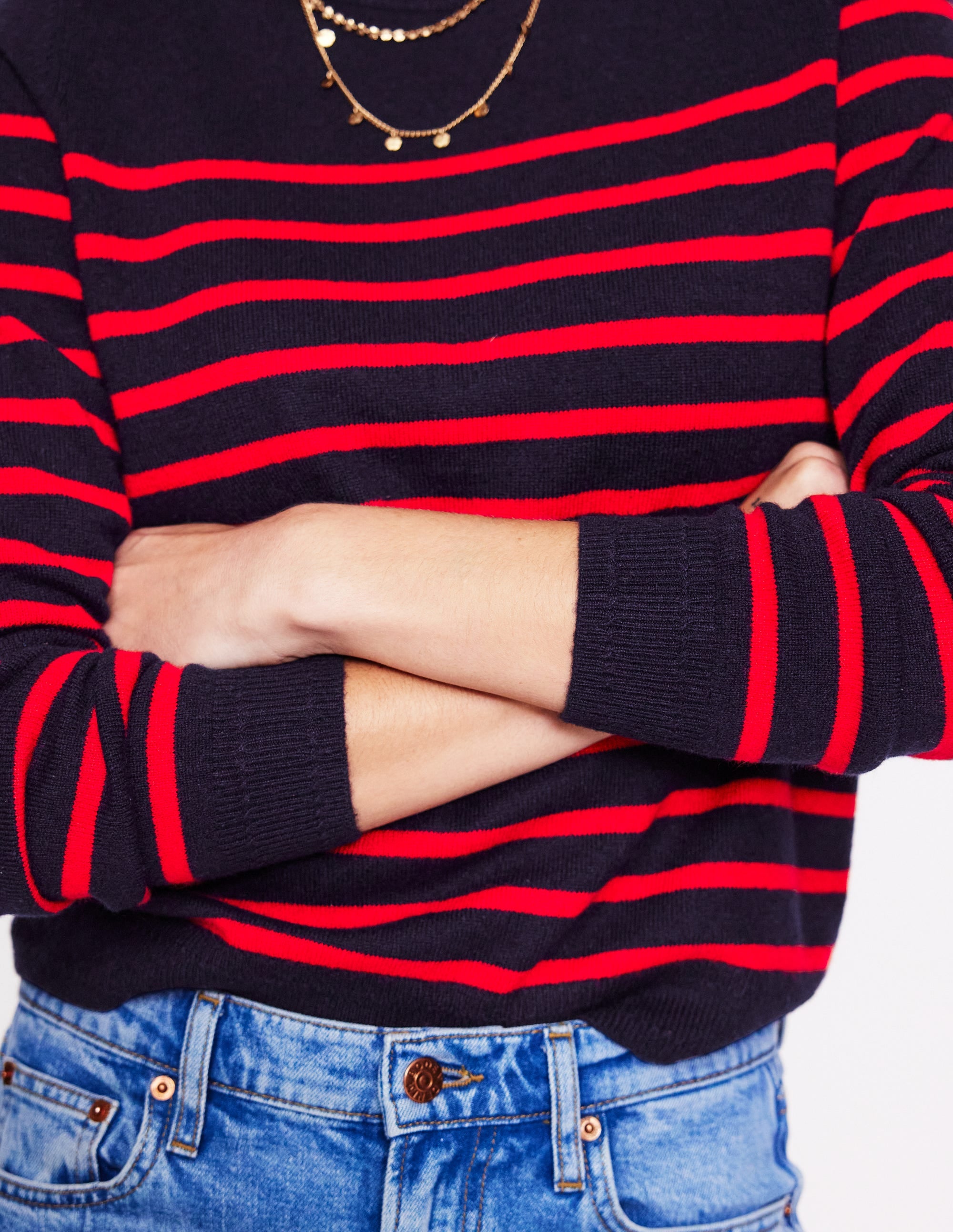 Eva Cashmere Crew Neck Jumper-Navy/ Red - Image 2