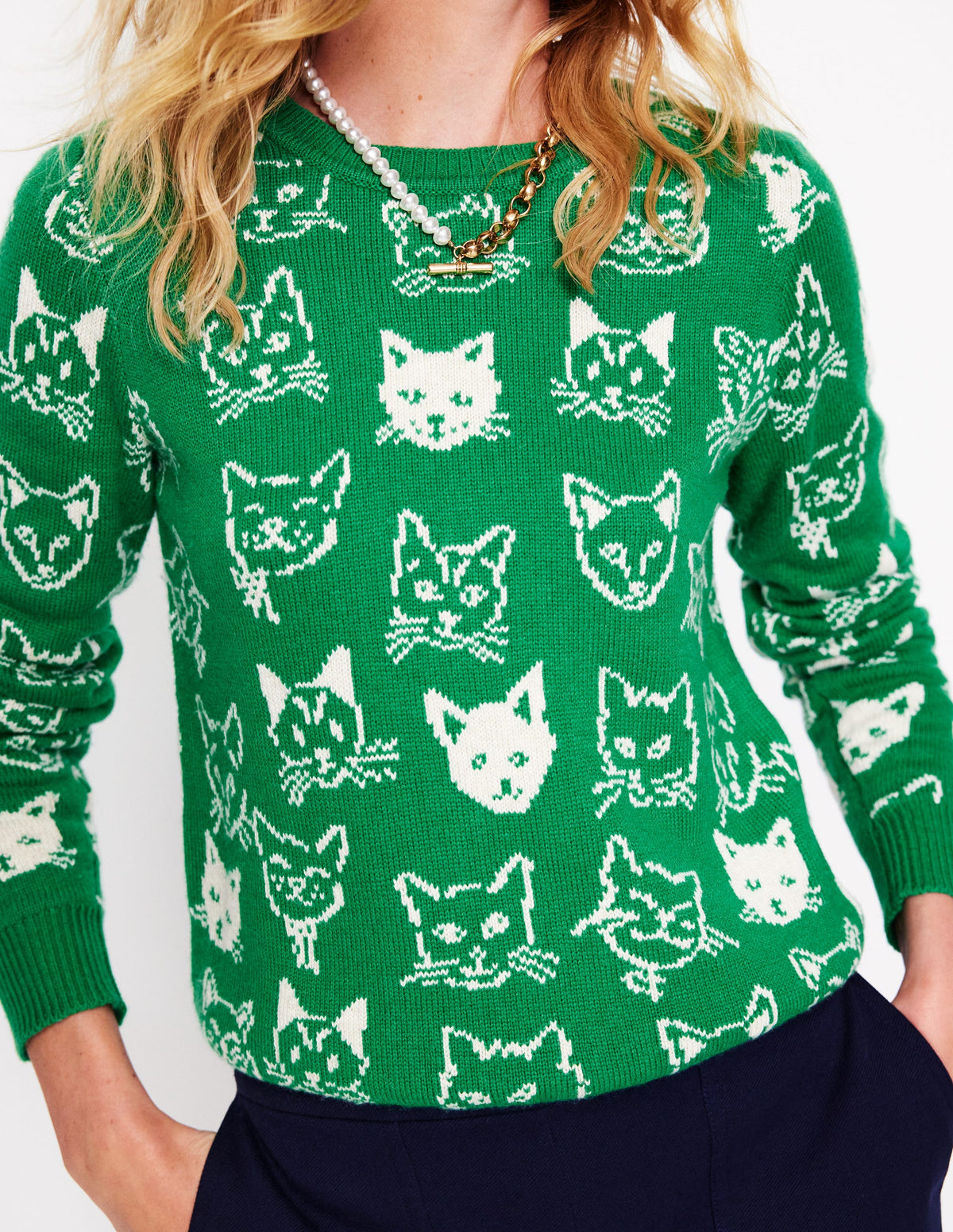 Heather Jacquard Jumper-Rich Emerald Green, Cats - Image 2