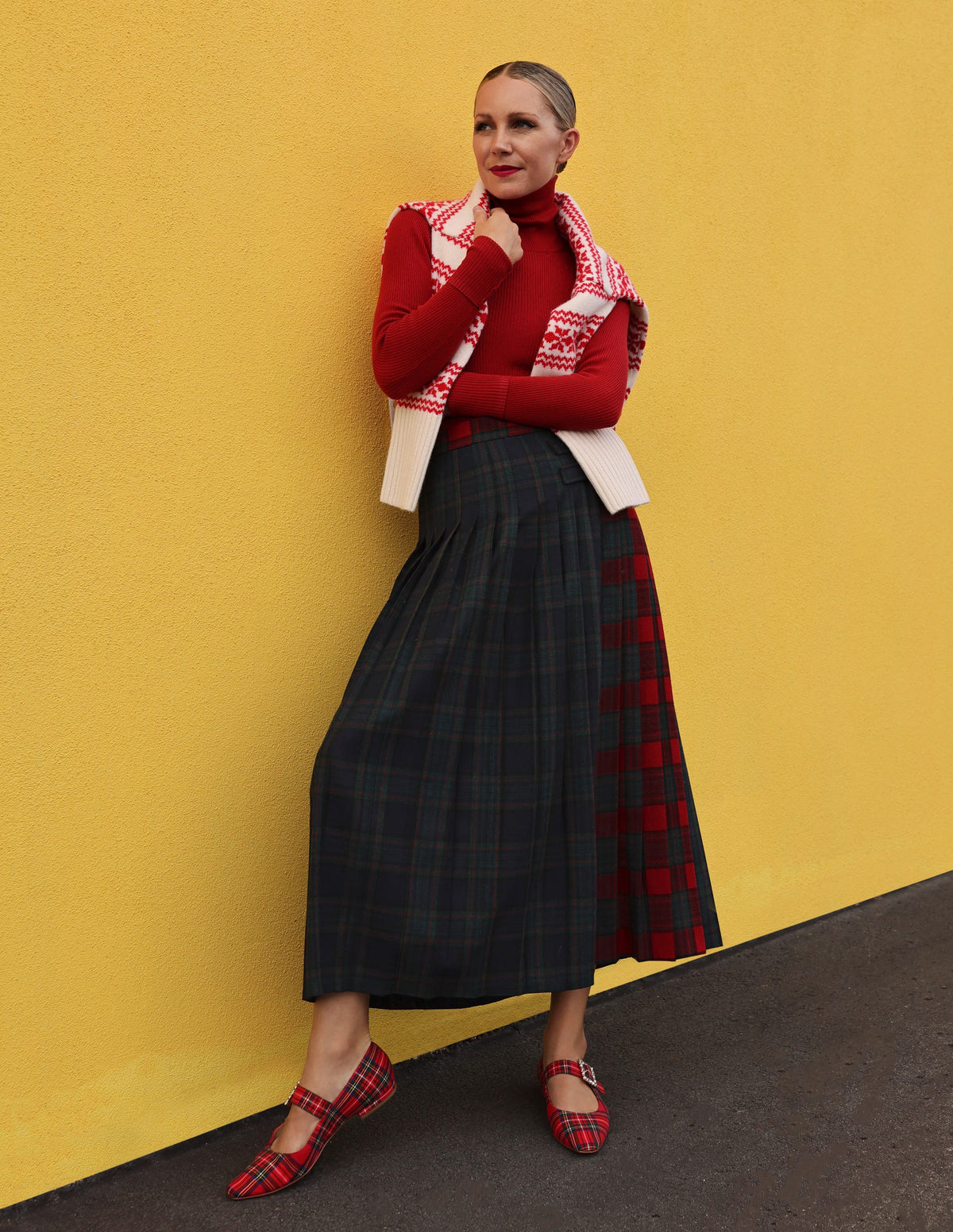 Josephine Midi Kilt-Navy and Green Check - Image 7