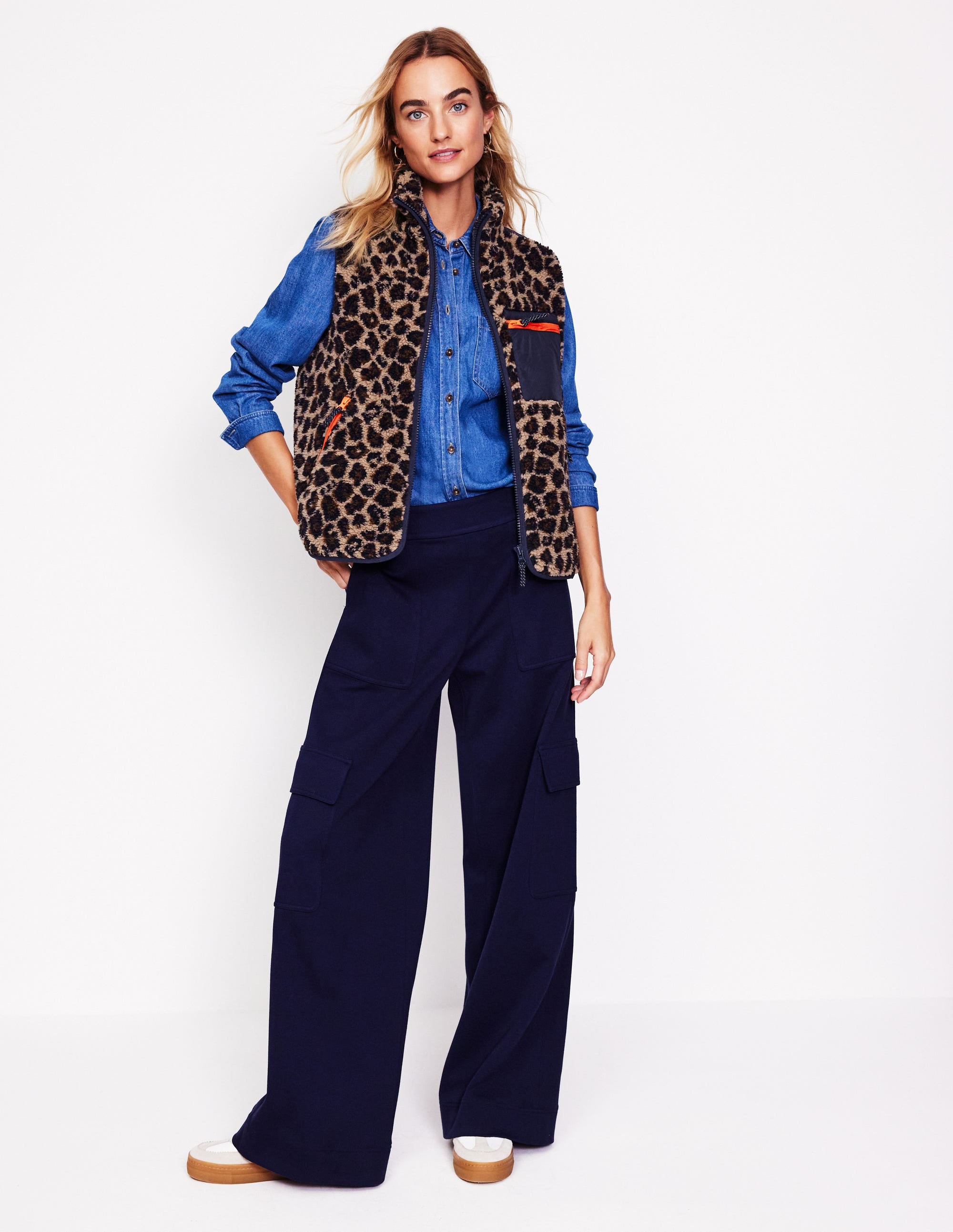 Truro Borg Gilet-Leopard - Image 4