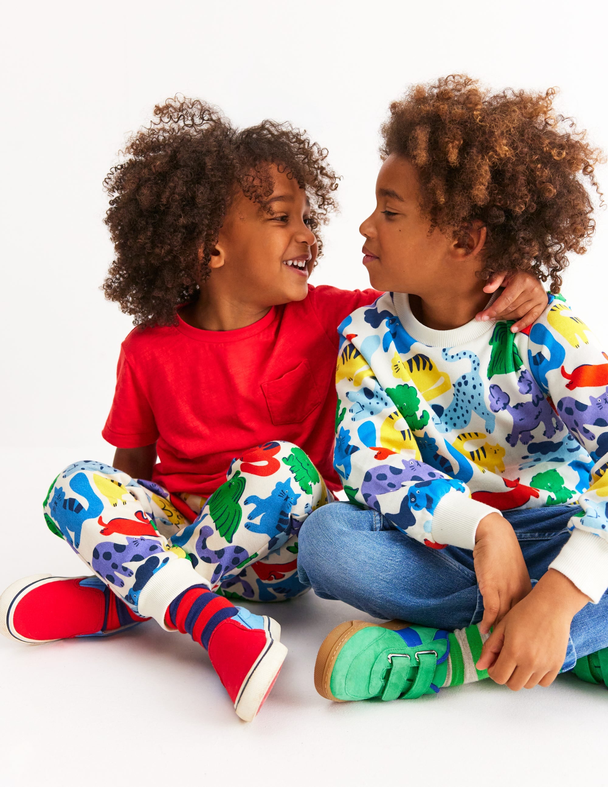 Printed Sweatshirt-Rainbow Pets - Image 5