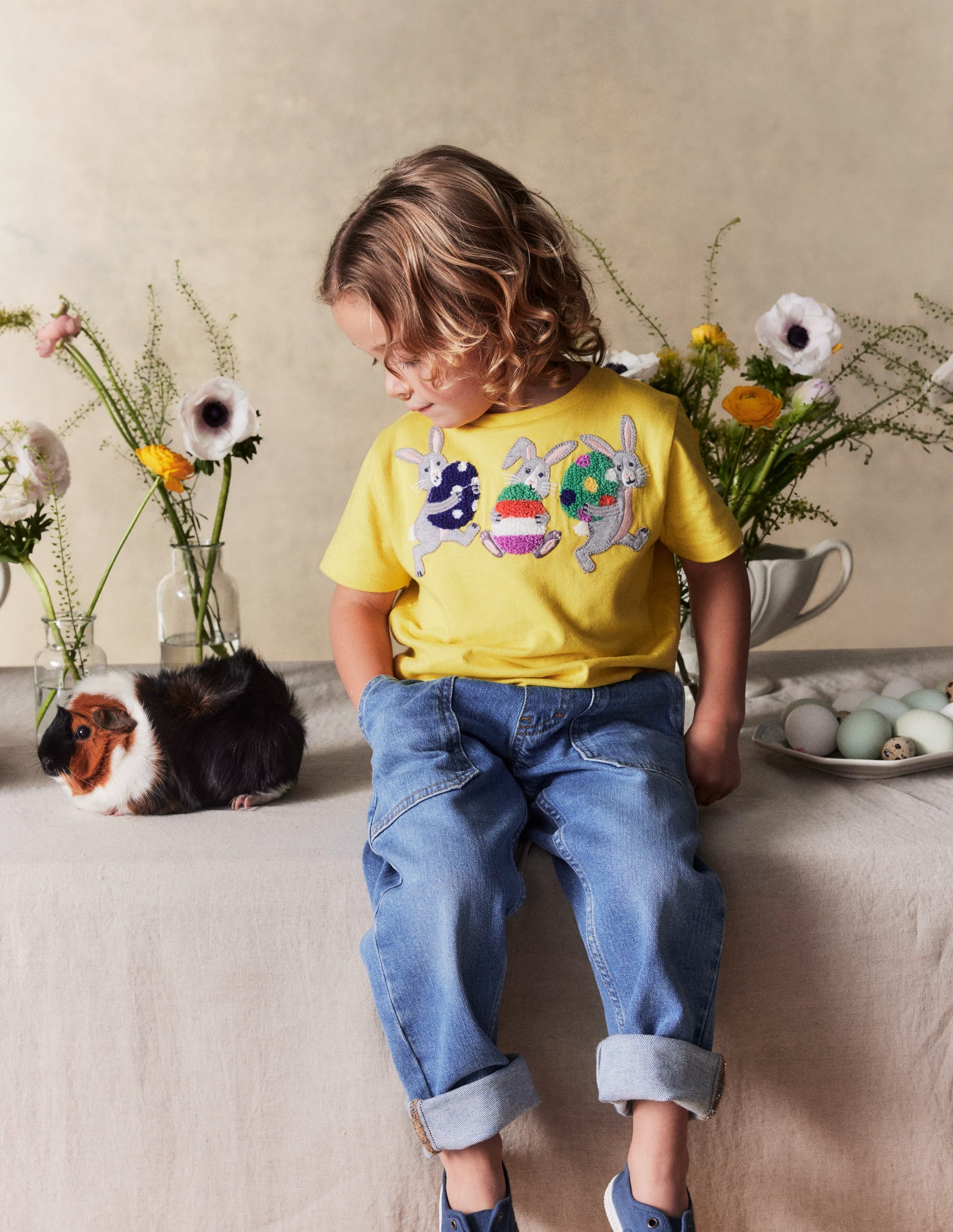 Short Sleeve Appliqué T-shirt-Lemon Yellow Bunnies - Image 4