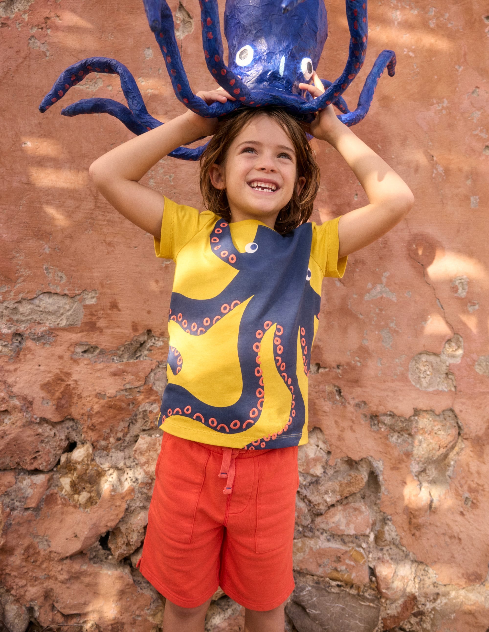 Fun Graphic T-shirt-Pineapple Yellow Octopus - Image 4
