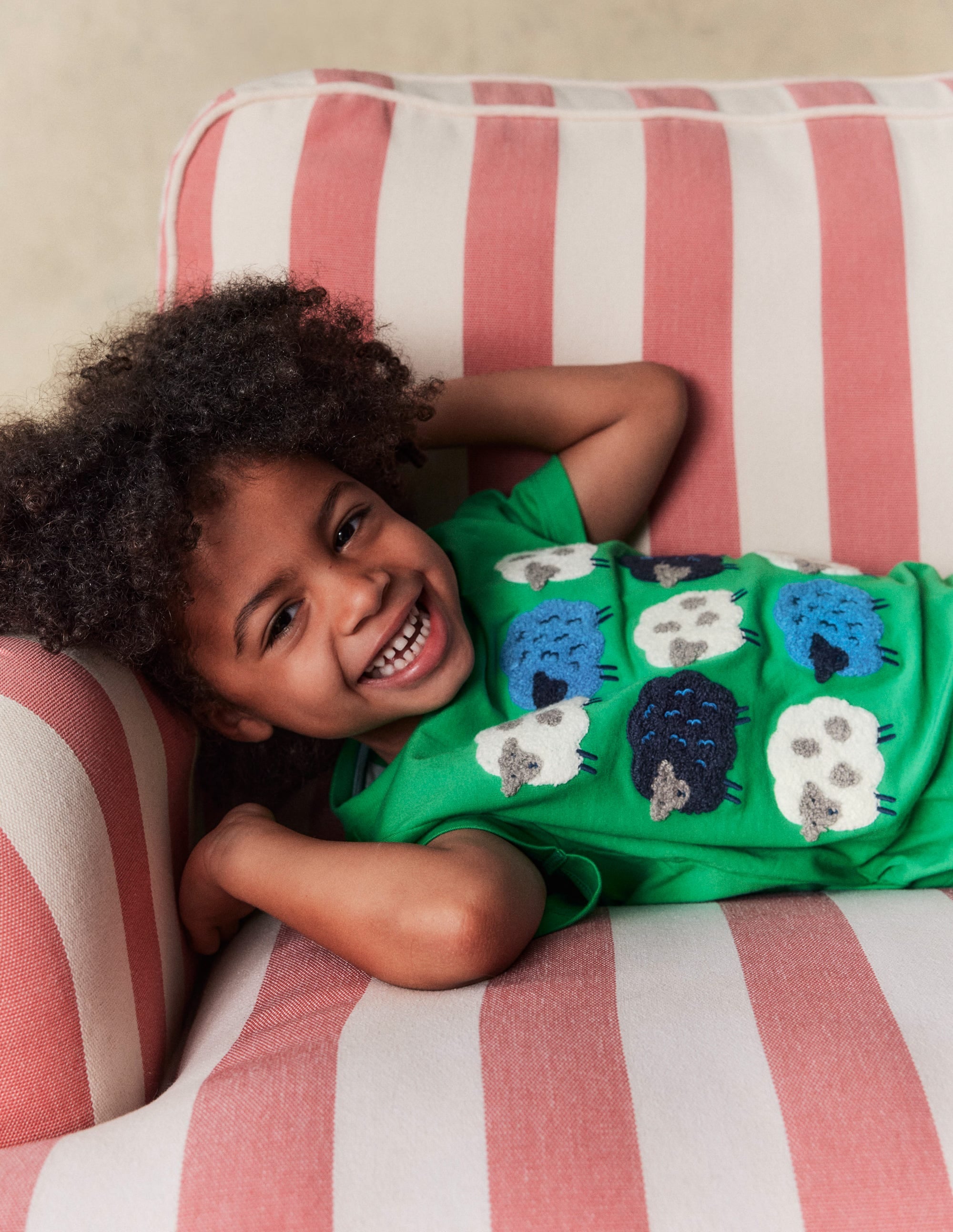 Short Sleeve Bouclé T-shirt-Sapling Green Sheep - Image 4