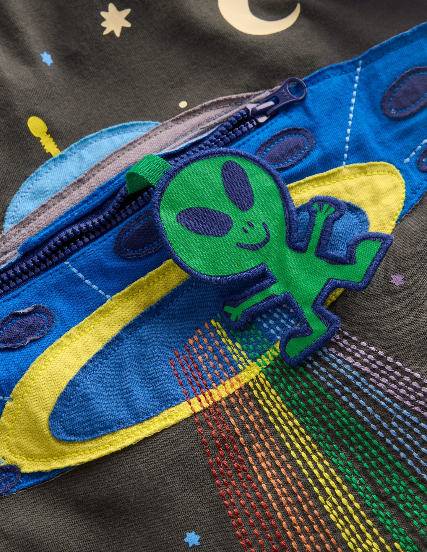 Zip Detail Appliqué T-shirt-Phantom UFO