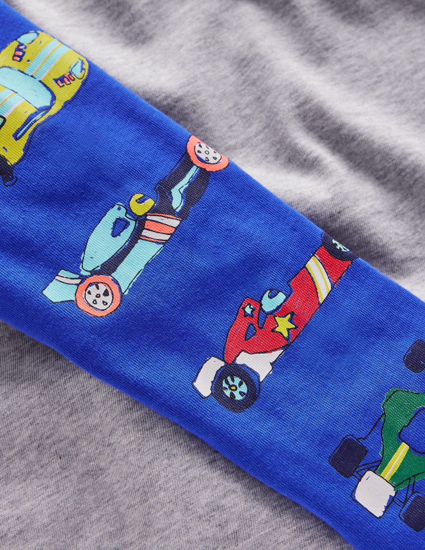 Printed Sleeve Raglan T-shirt-Racing Cars