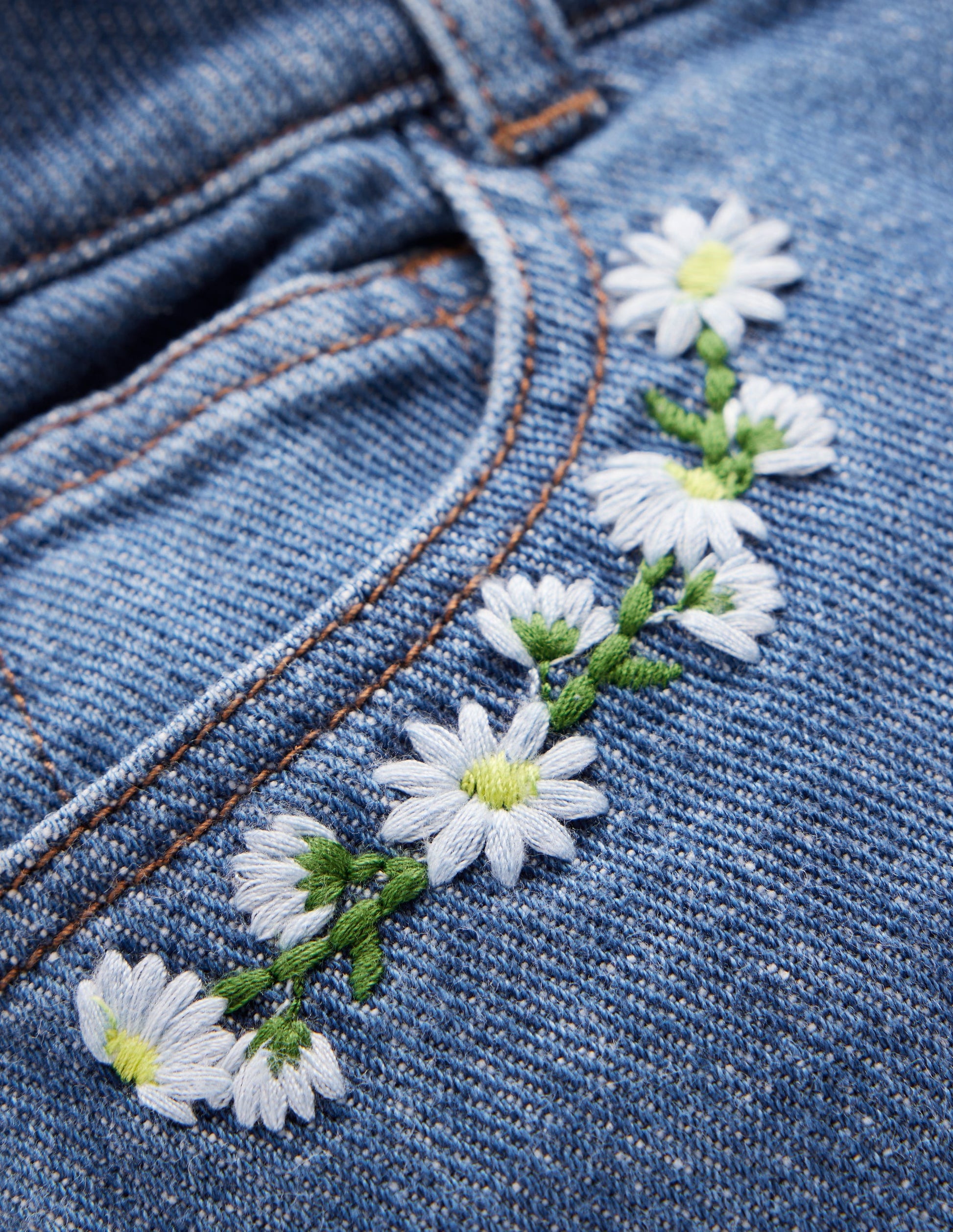 Denim Shorts-Vintage Embroidered Daisy Boden UK