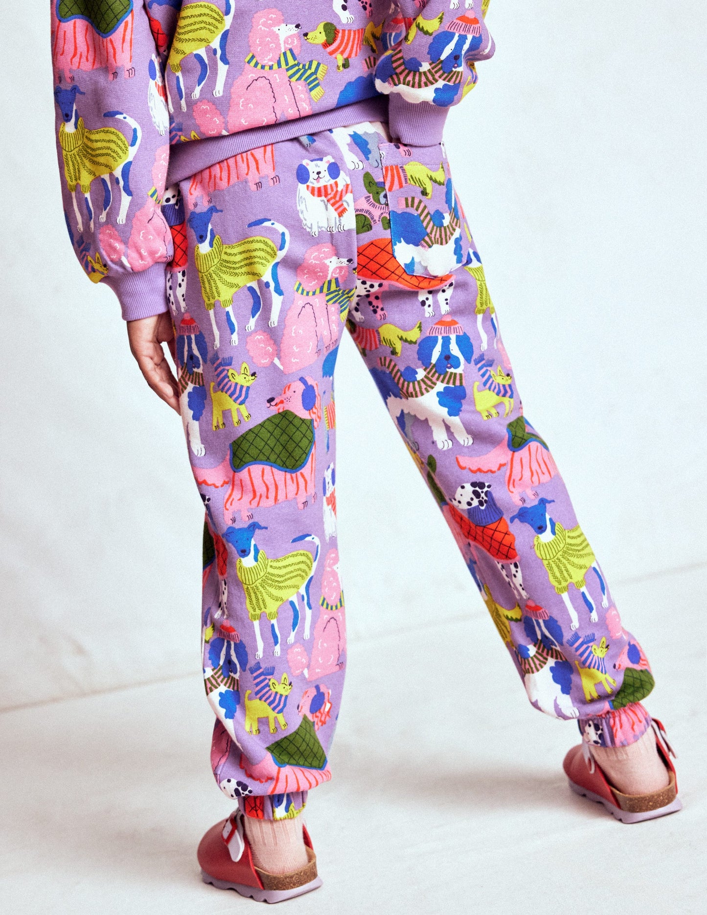 Fun Printed Jogger-Cosy Pups