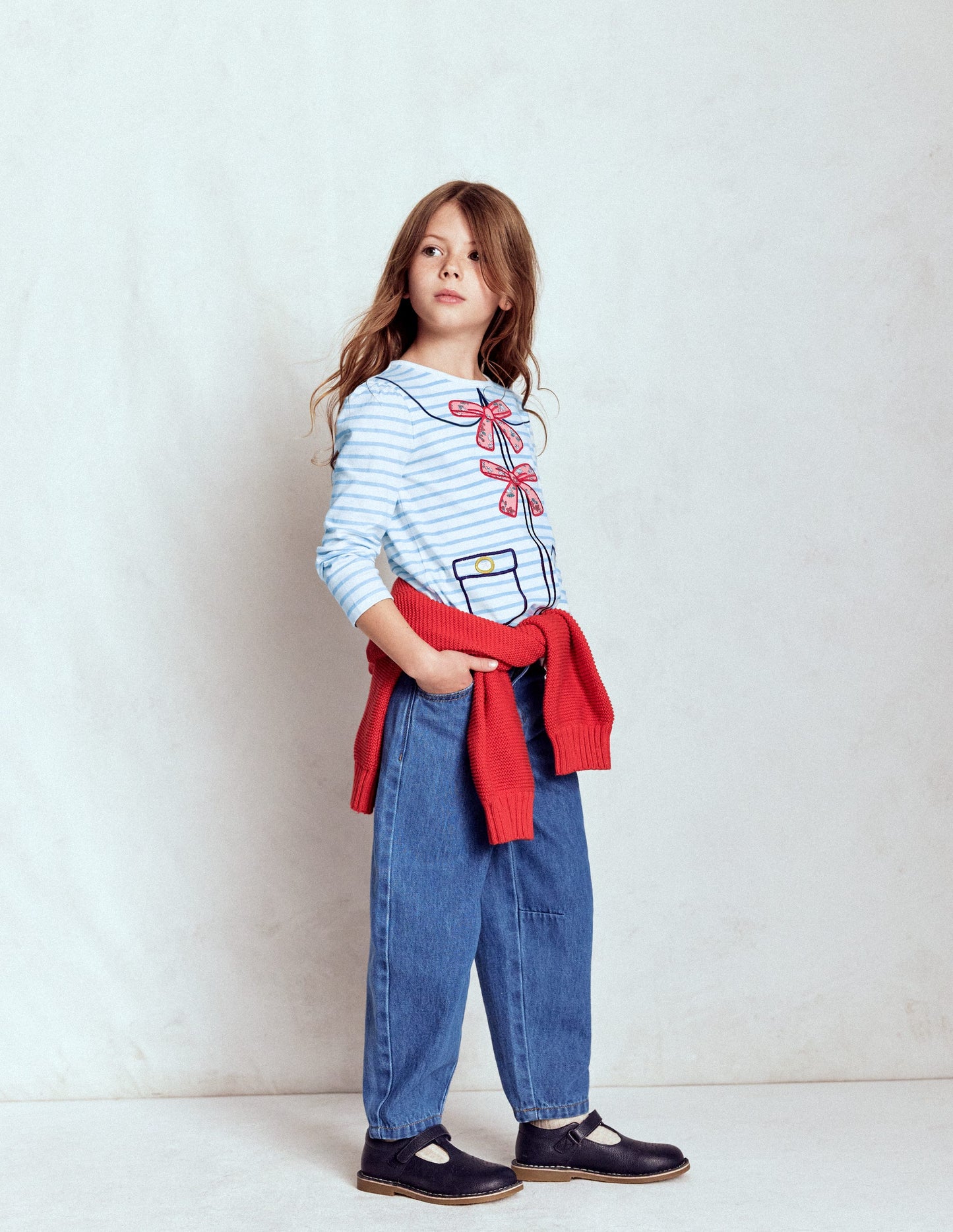 Puff Sleeve Appliqué  T-shirt-Soft Ivory/Glacier Blue