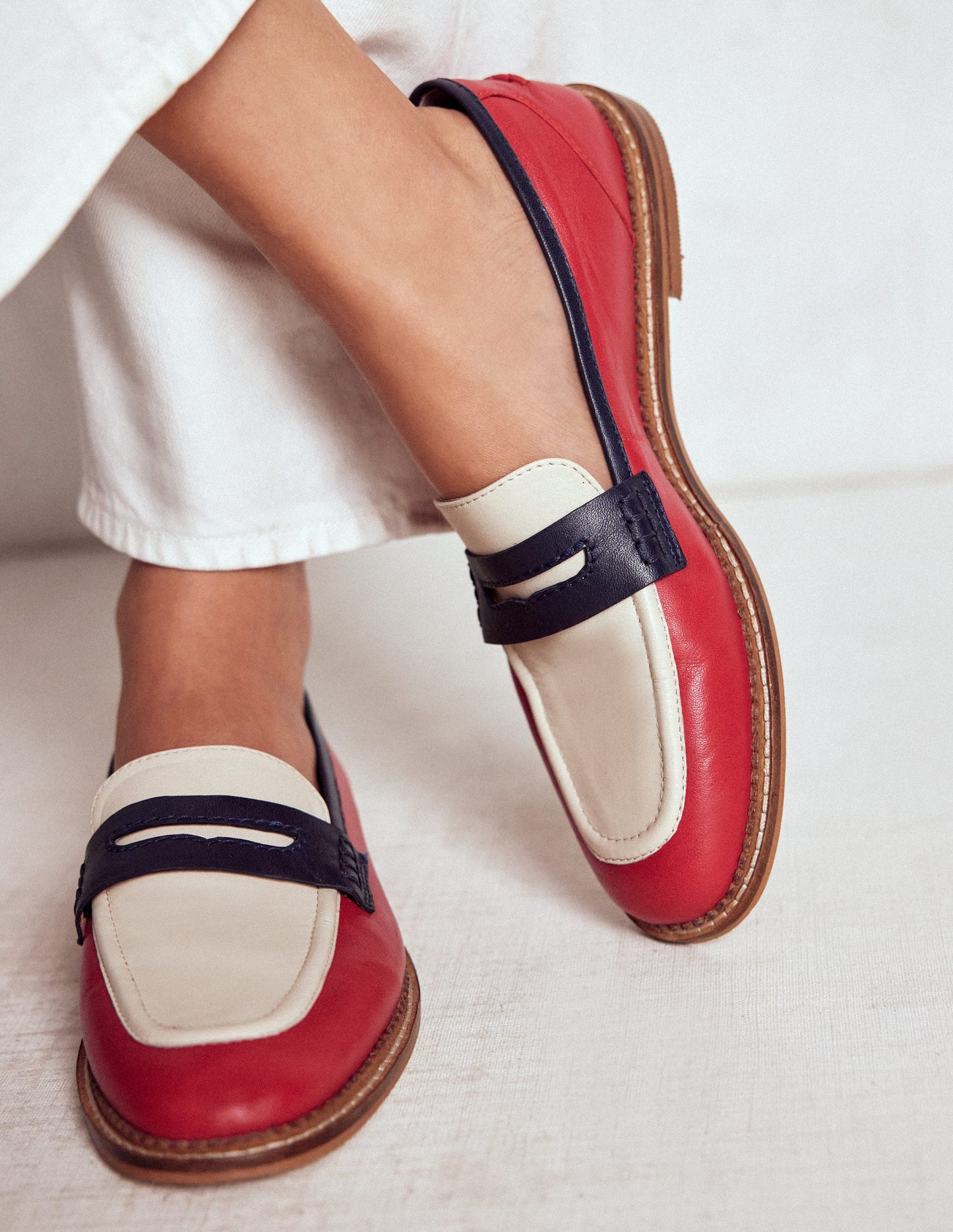 Nya Penny Loafers-Pillarbox Red/Navy