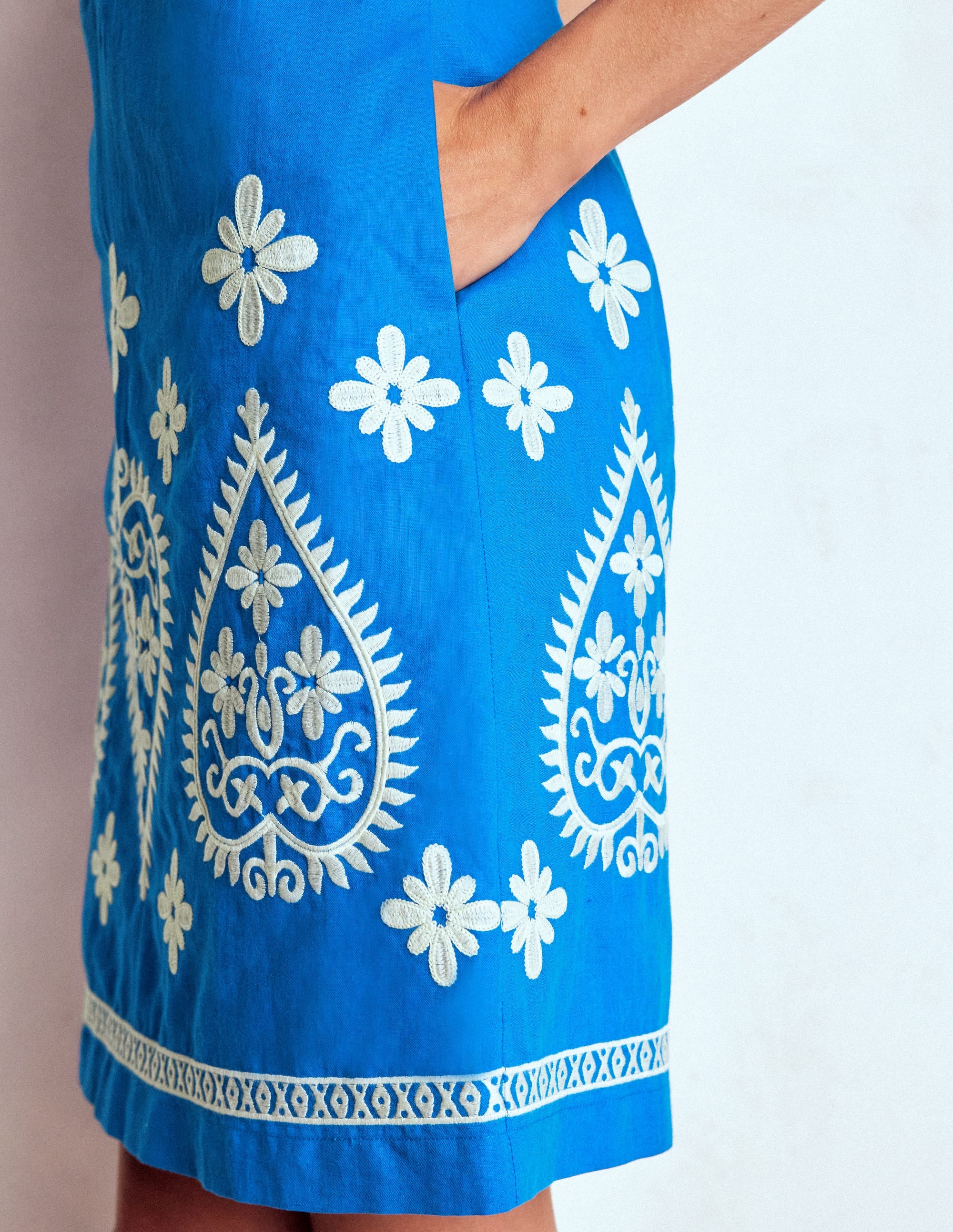 Embroidered Linen Shift Dress-Kingfisher Blue - Image 2