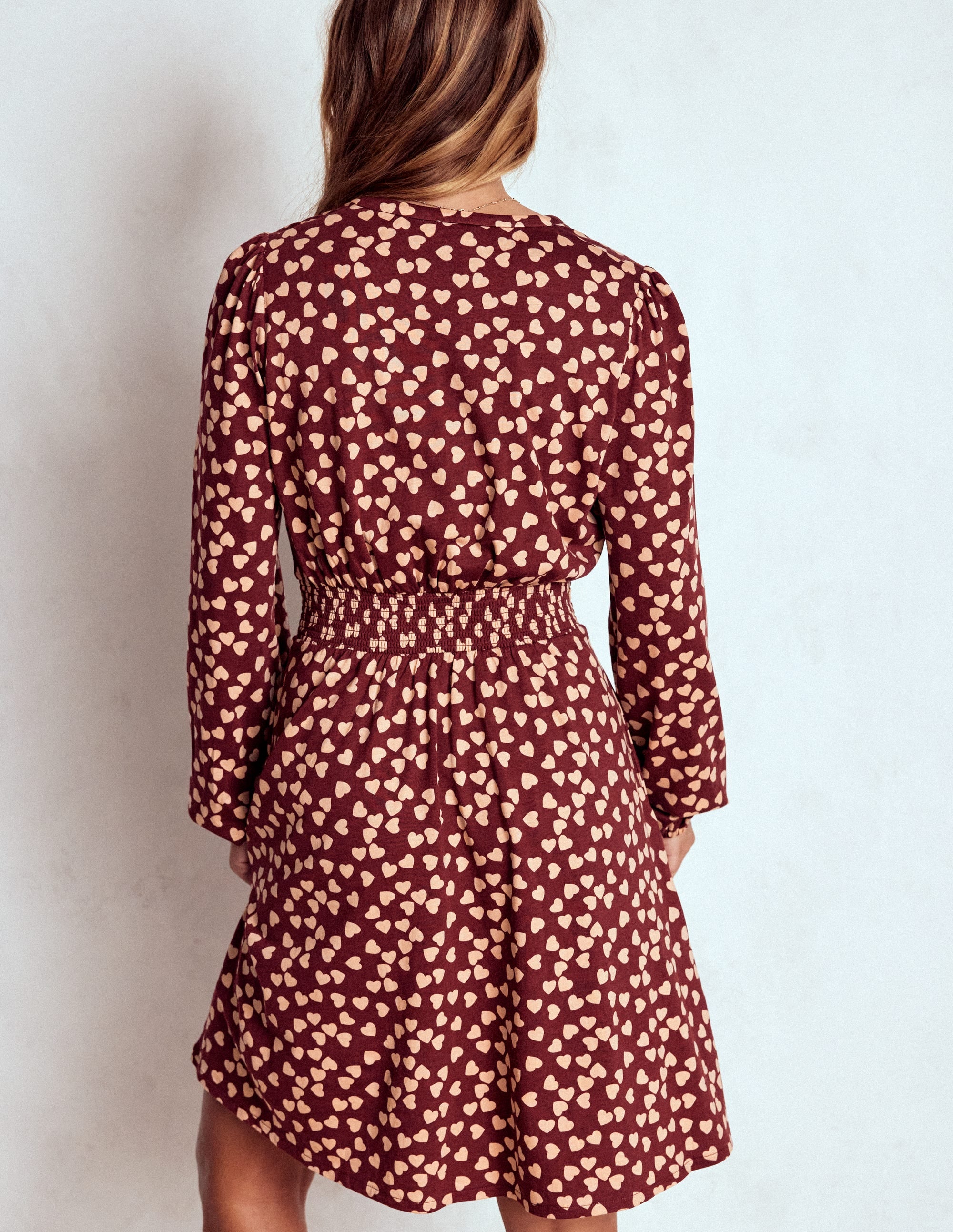 Sarah Short Jersey Dress-Chestnut, Heart Cascade - Image 3