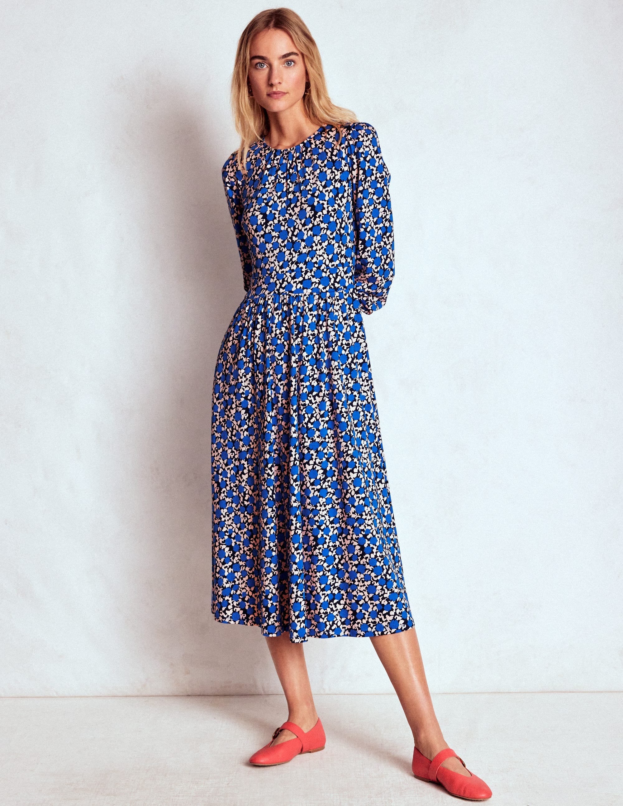 Alexandra Jersey Midi Dress-Kingfisher Blue, Floweret Vine - Image 5