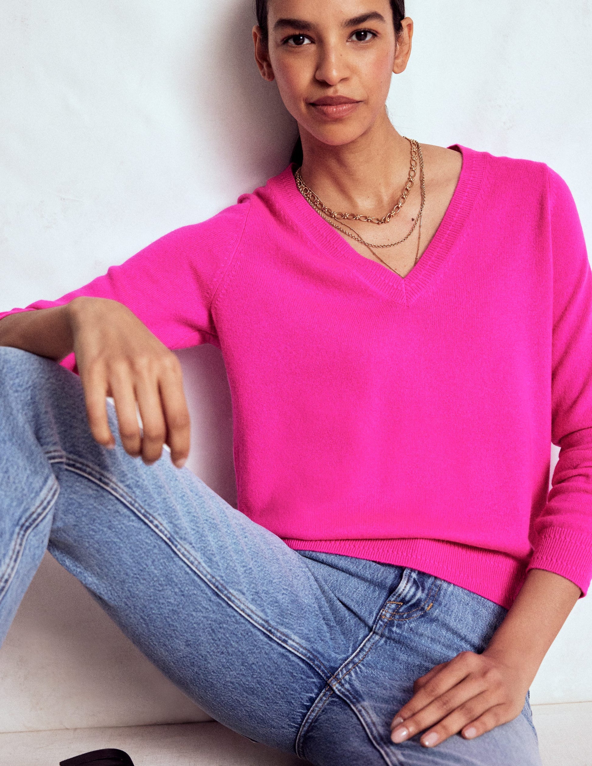 Eva Cashmere V-neck Jumper-Pop Pansy-1