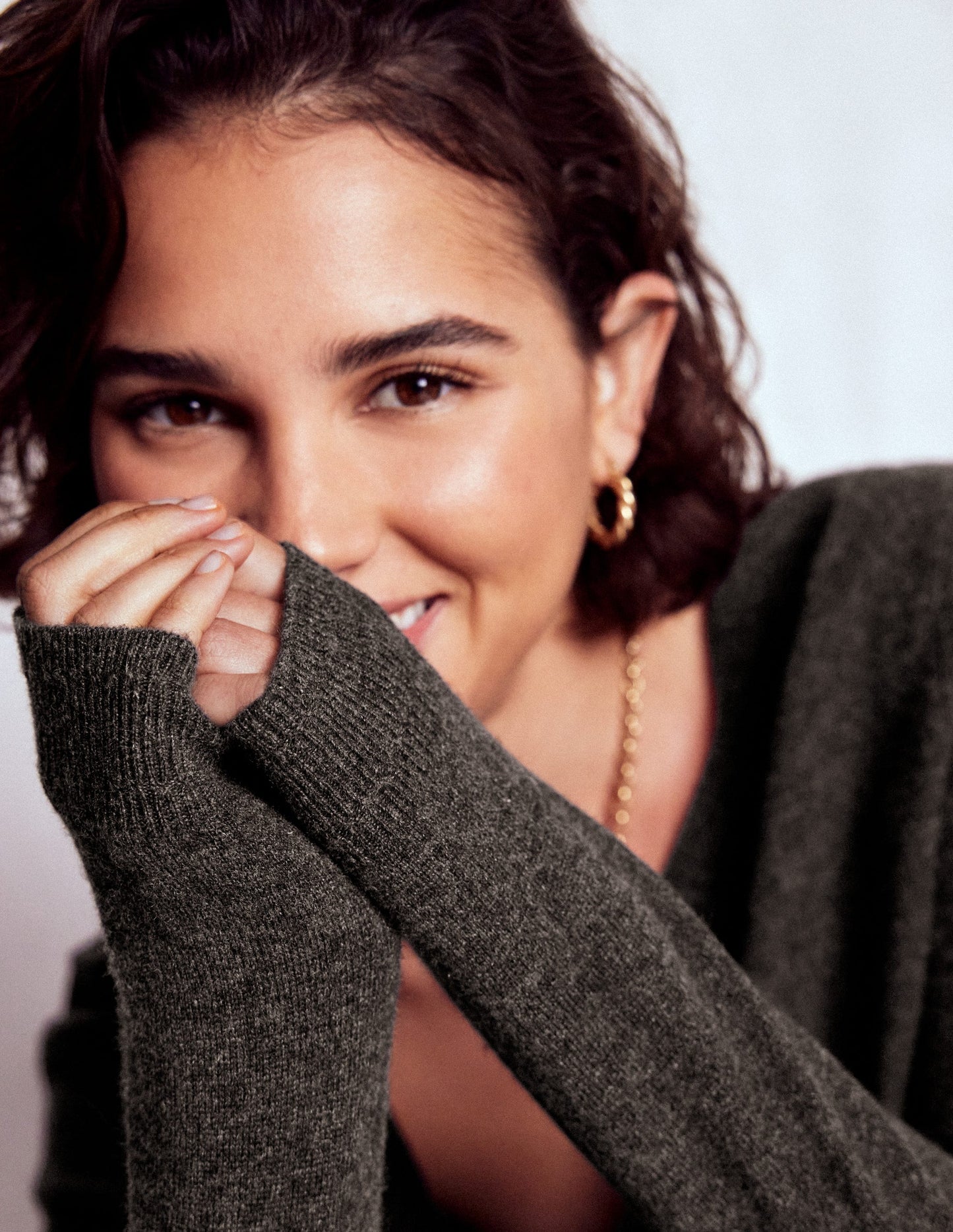 Eva Cashmere Cropped Cardigan-Charcoal Melange