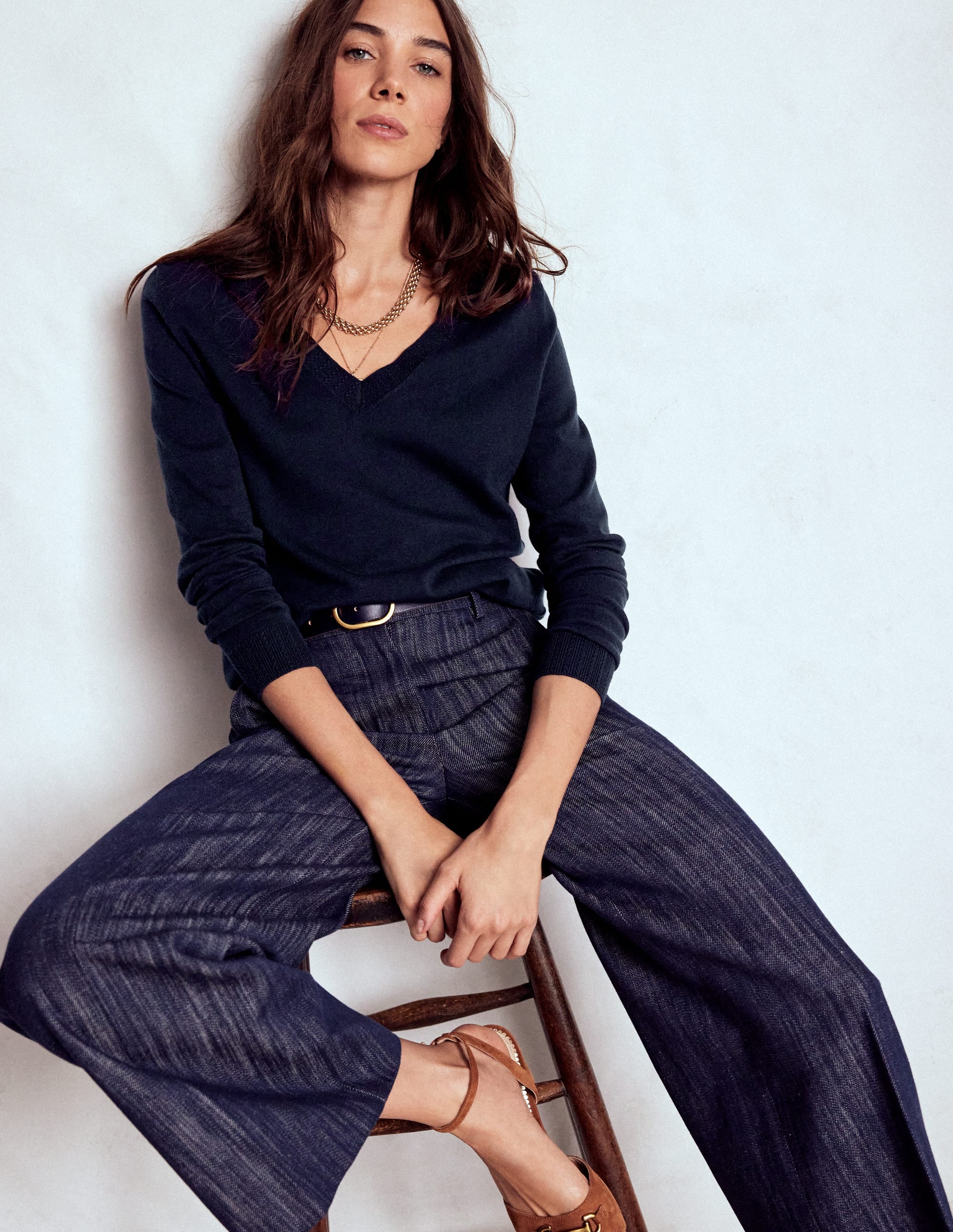 Emilia Cotton V-Neck Jumper-Navy - Image 5