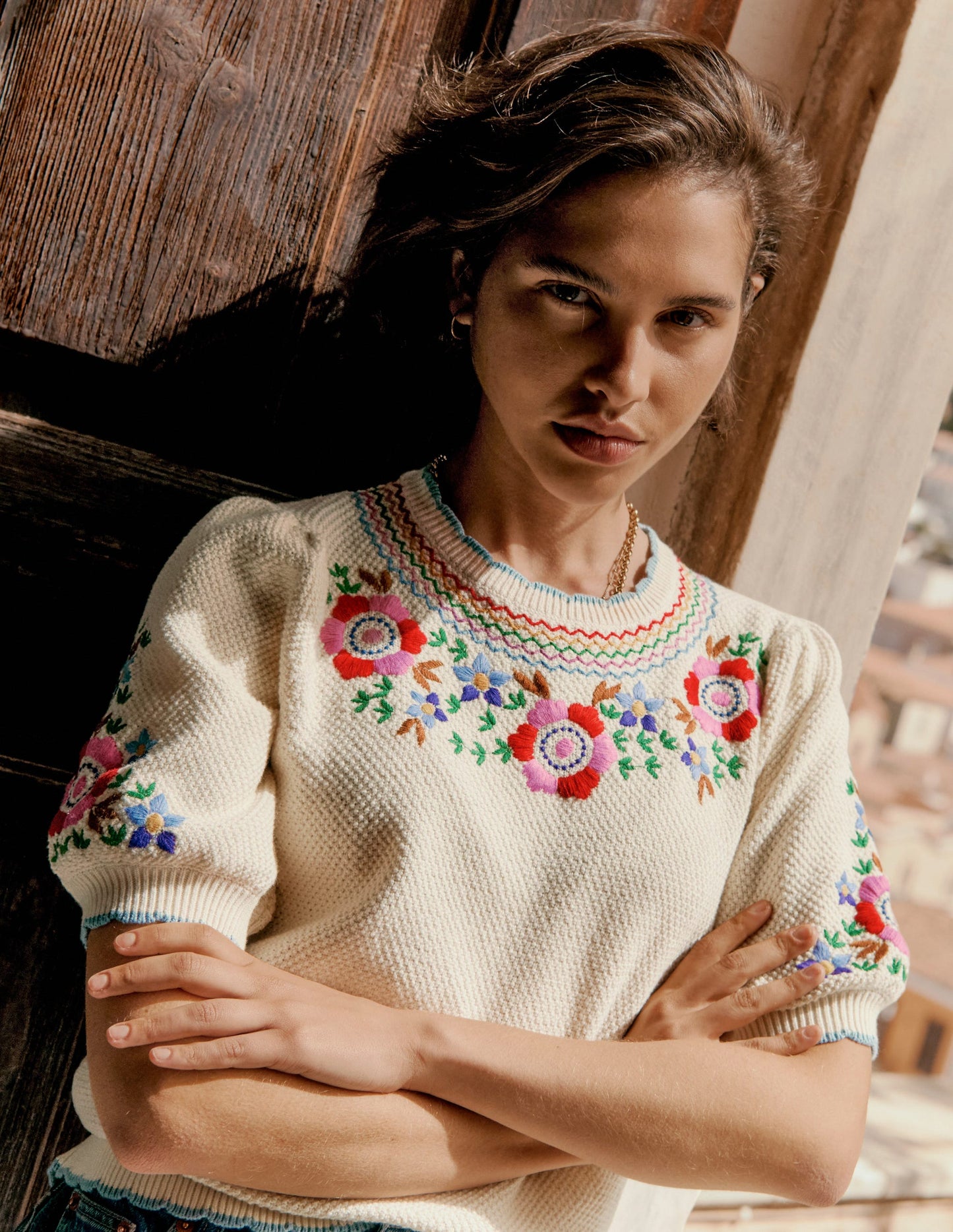 Puff Sleeve Embroidery T-shirt-Warm Ivory