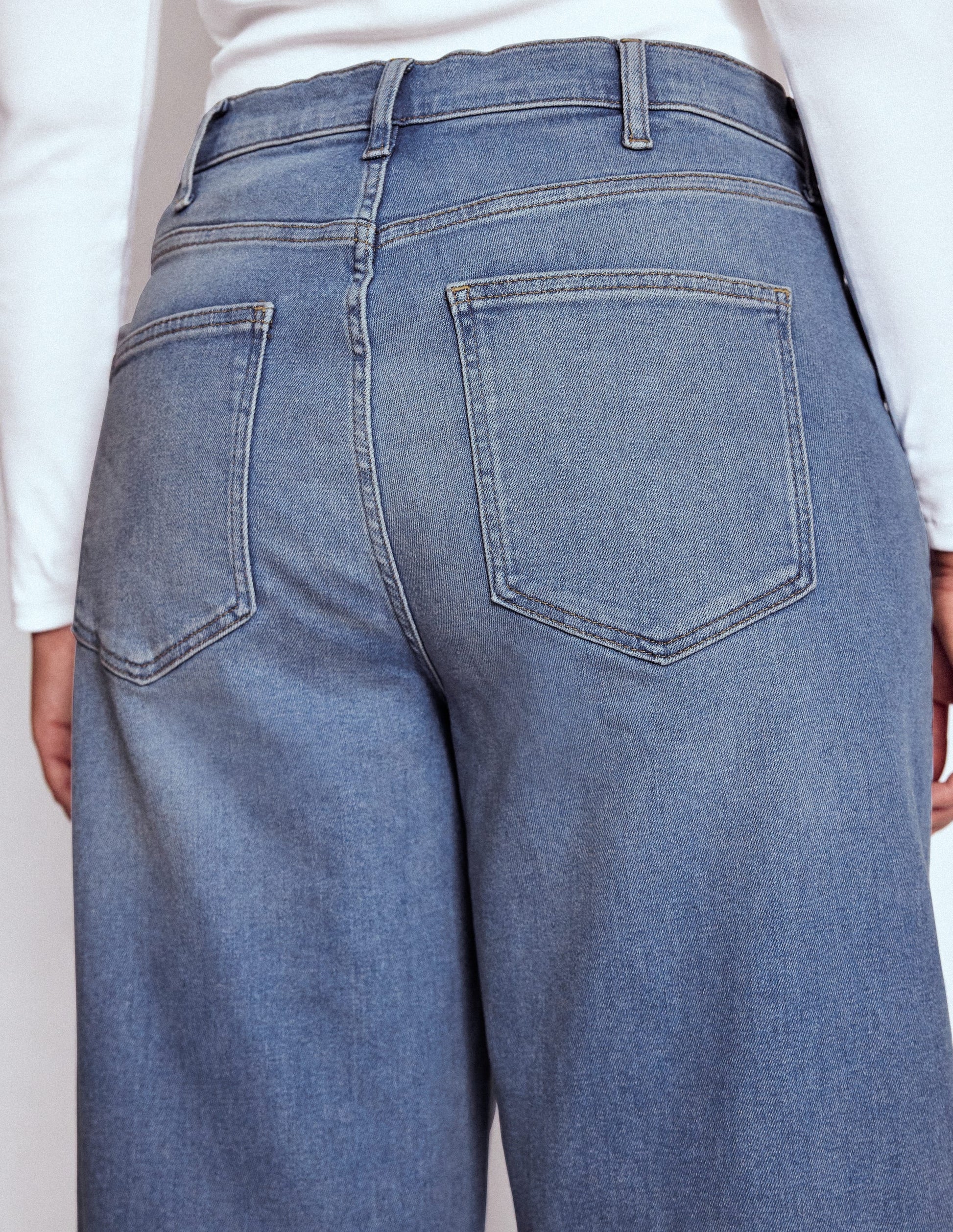 High Rise Wide Leg Jeans-Light Vintage-13