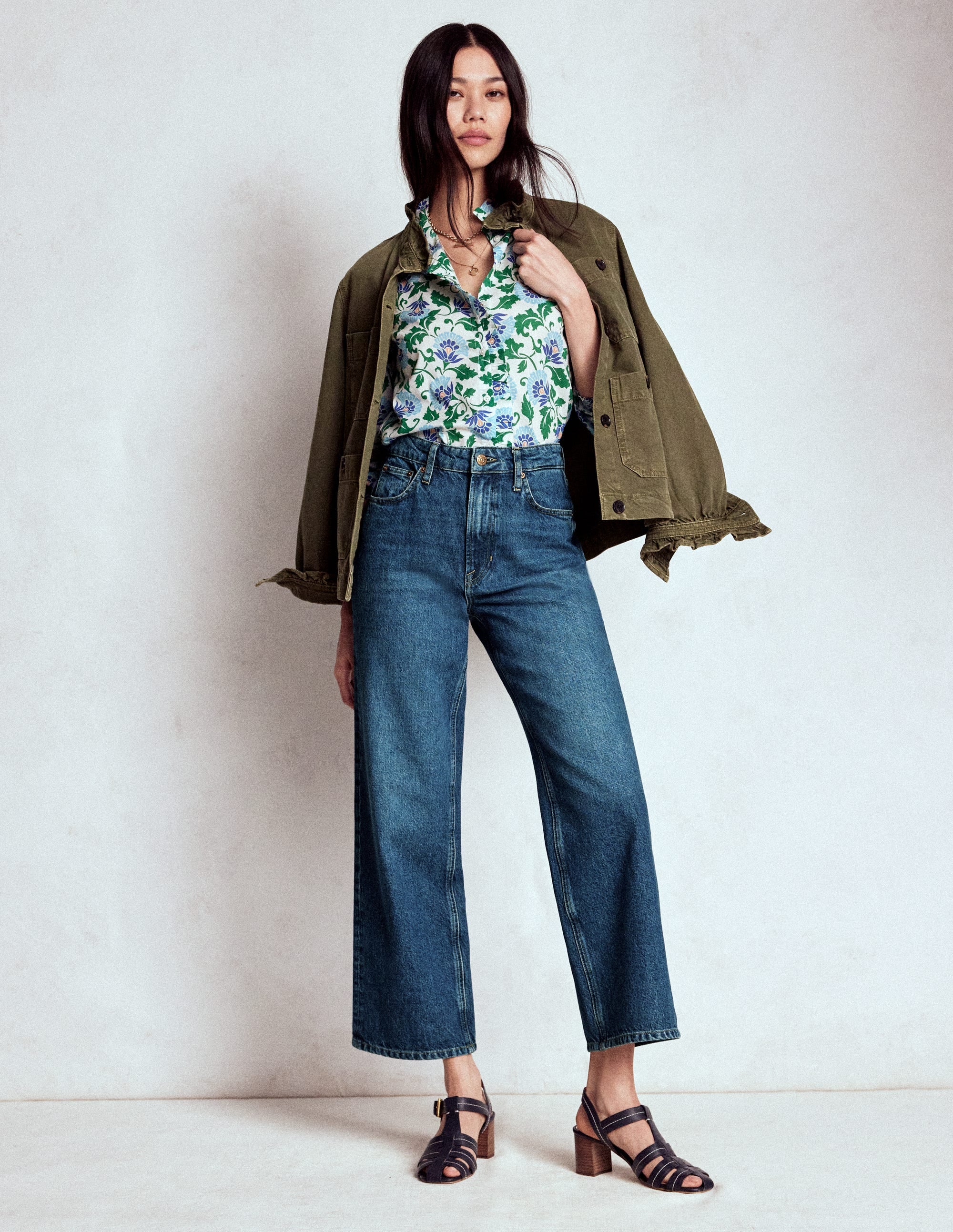 High Rise Straight Crop Jeans-Mid VWash - Image 1