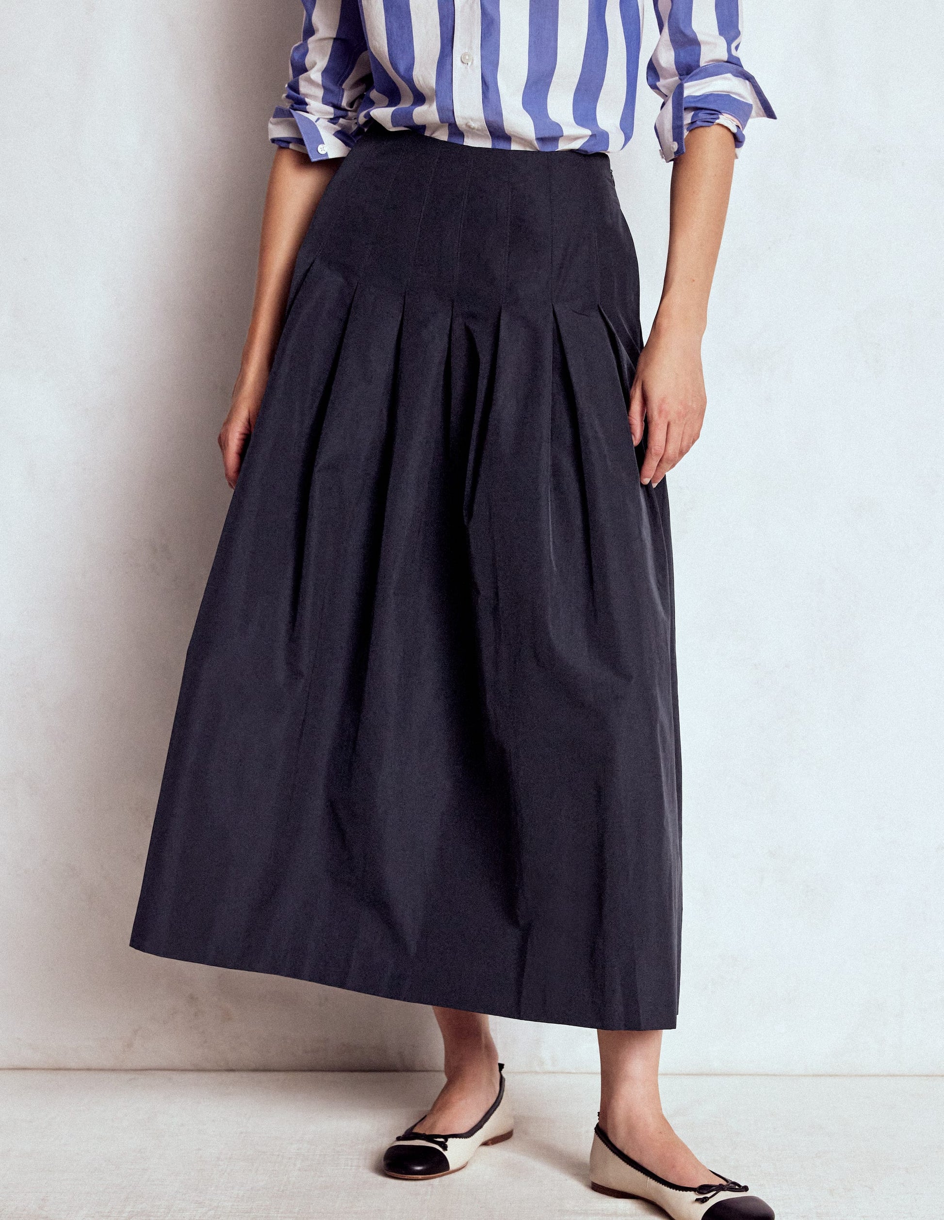 Valentina Taffeta Midi Skirt-Navy-5