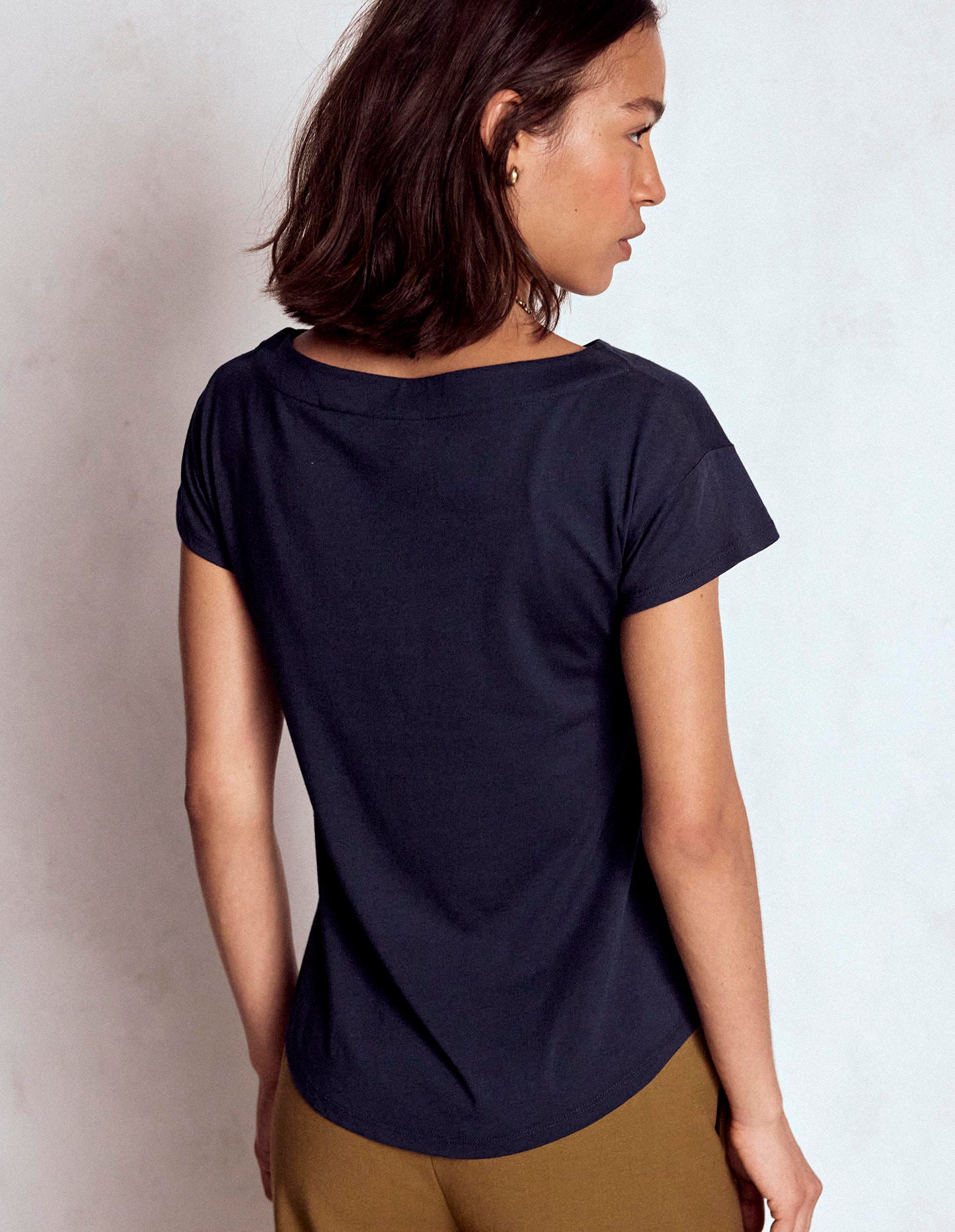 Supersoft Boat Neck T-Shirt-Navy - Image 3