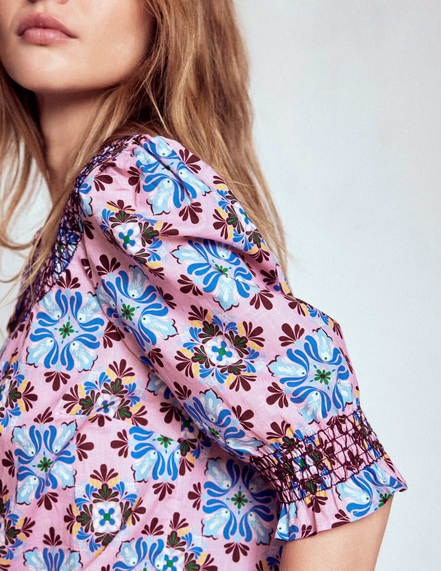 Effie Short Sleeve Top-Formica Pink, Bloom Mosaic