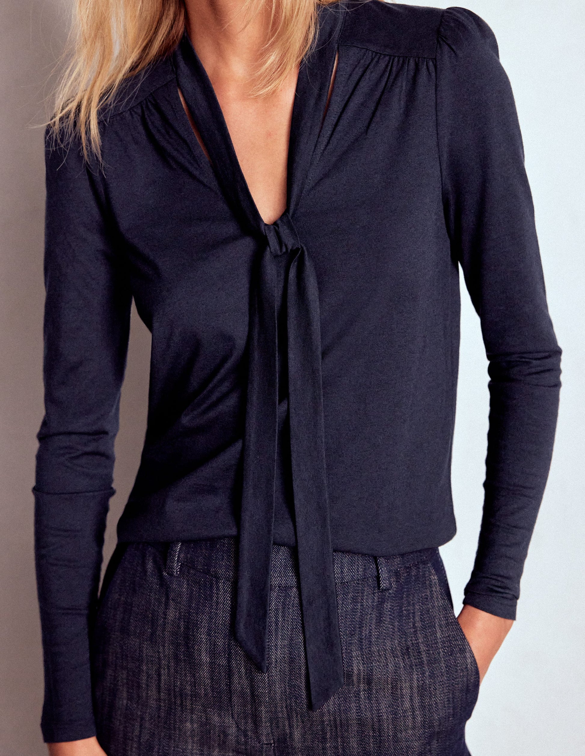 Tie Neck Supersoft Top-Navy-2