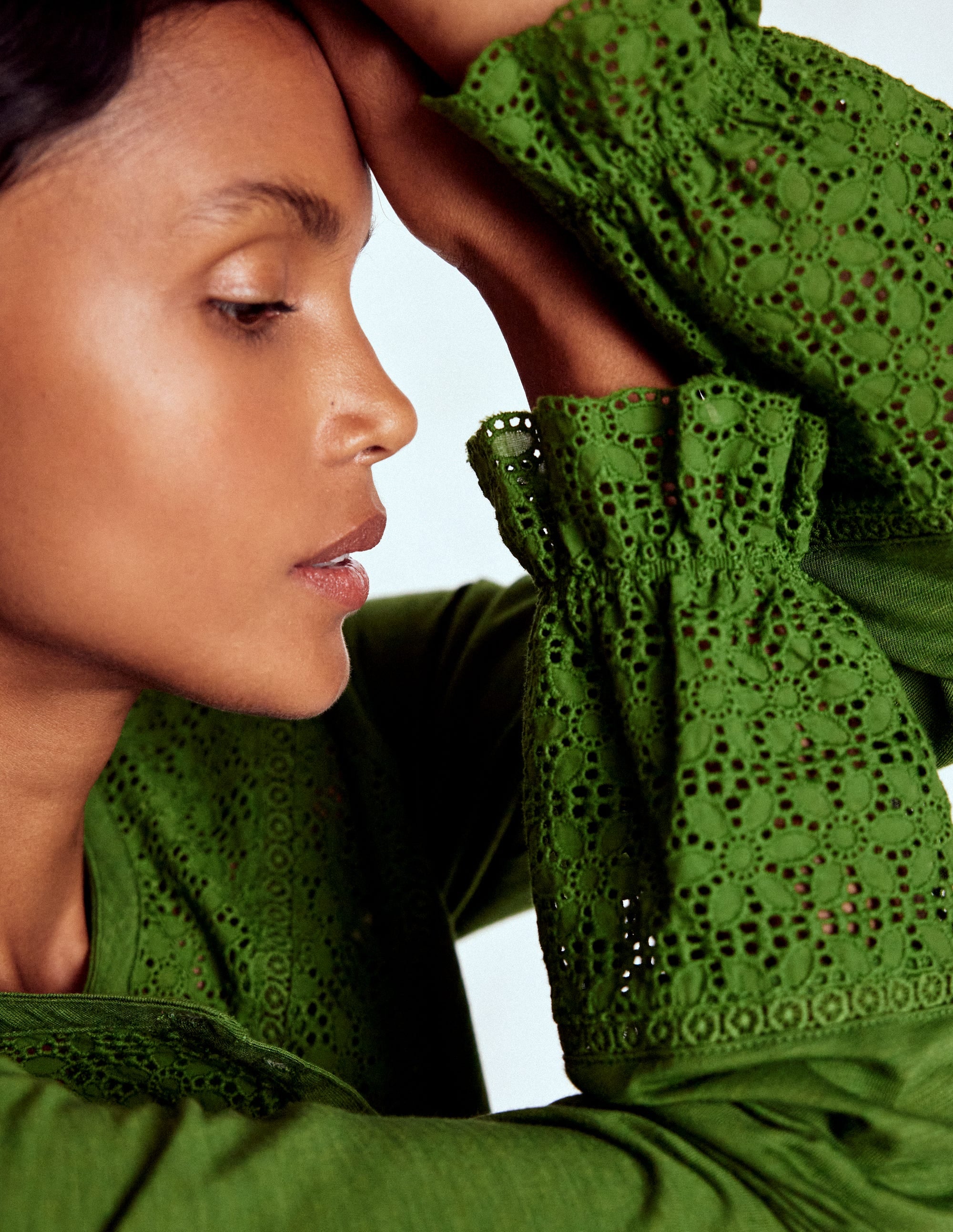 Pippa Broderie Jersey Shirt-Promenade Green - Image 2