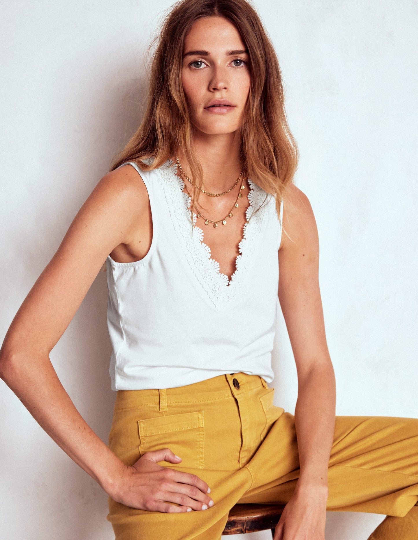 Flora Lace Trim Vest-White