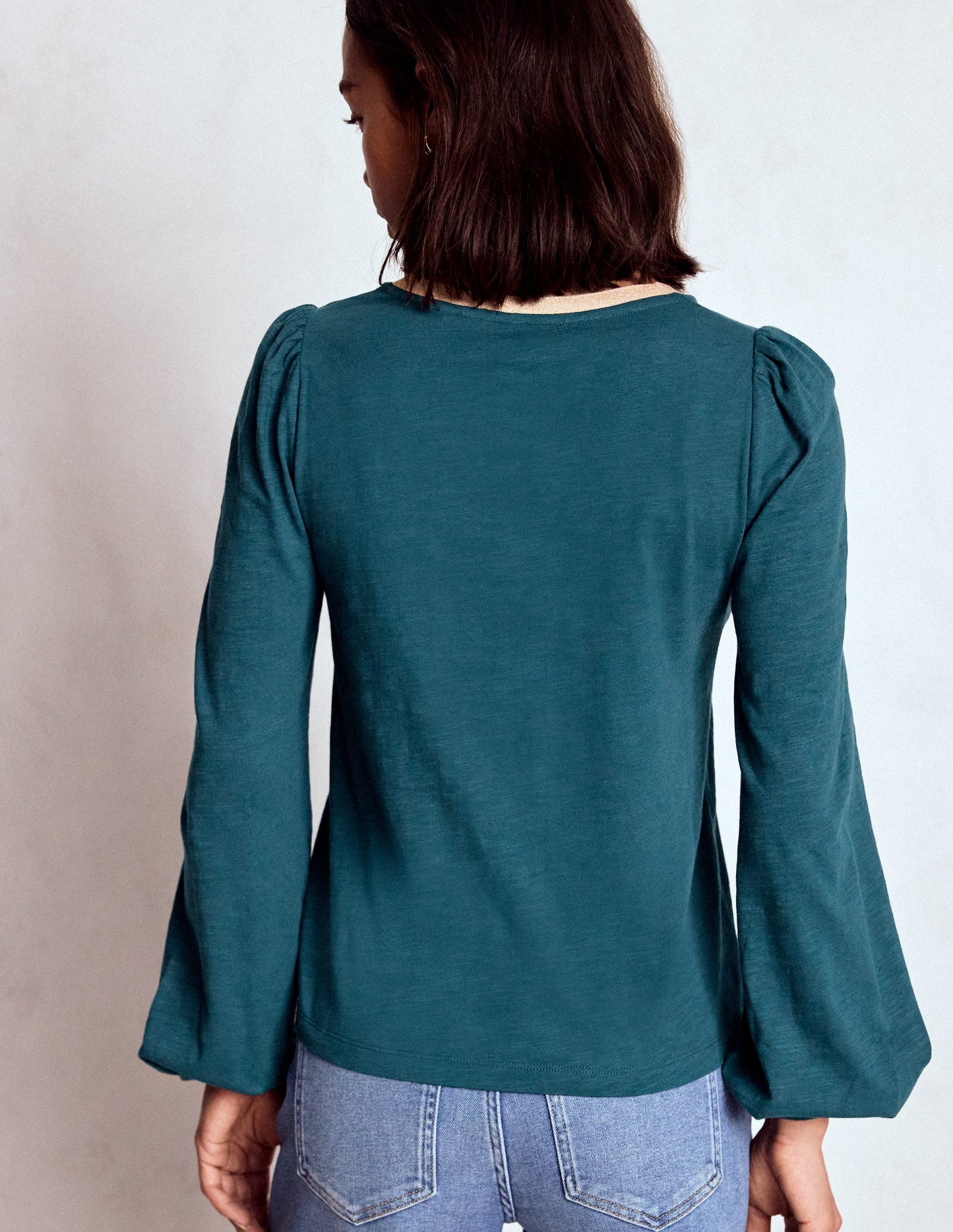Metallic Trim V-neck Top-Midnight Teal