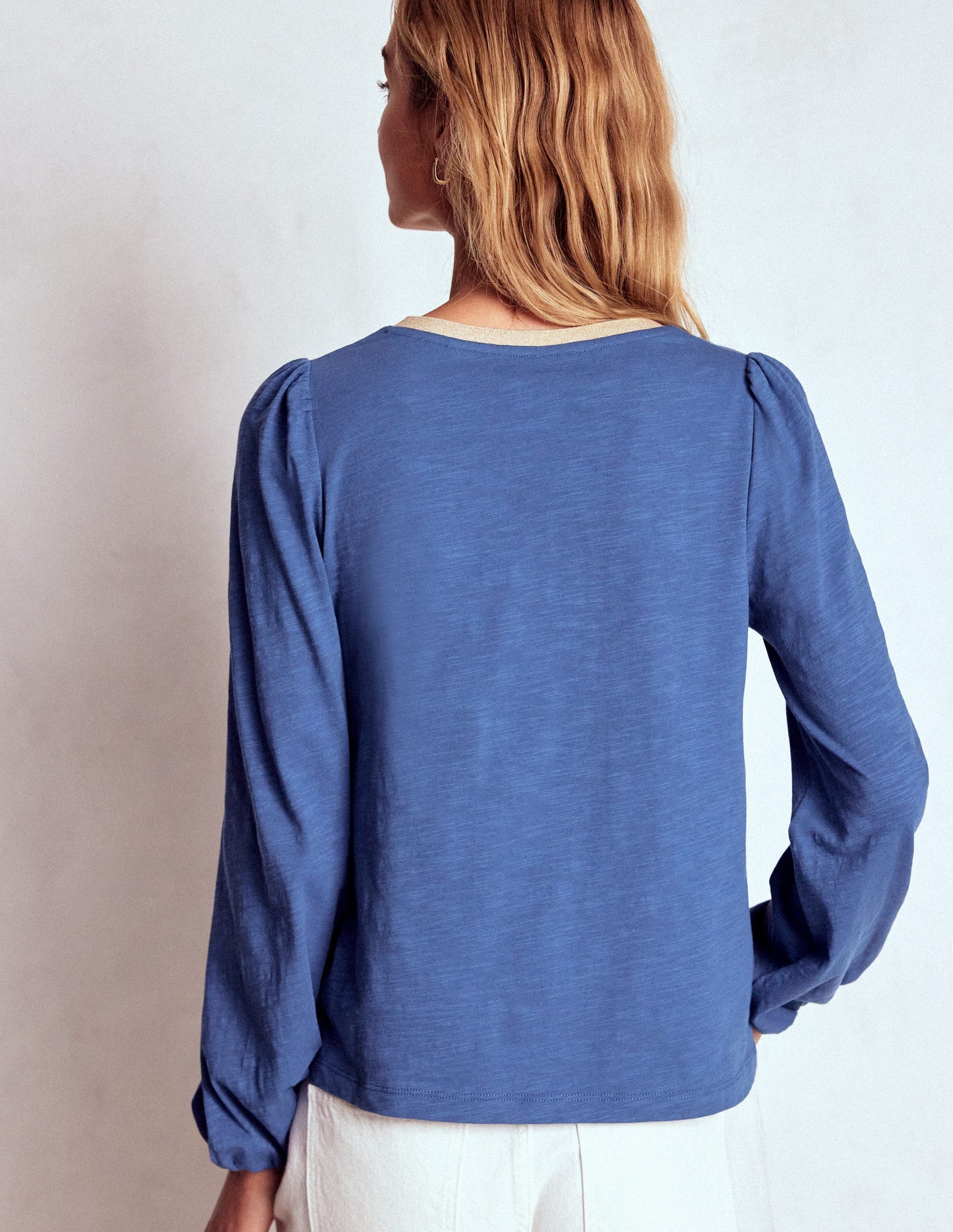 Metallic Trim V-neck Top-True Navy