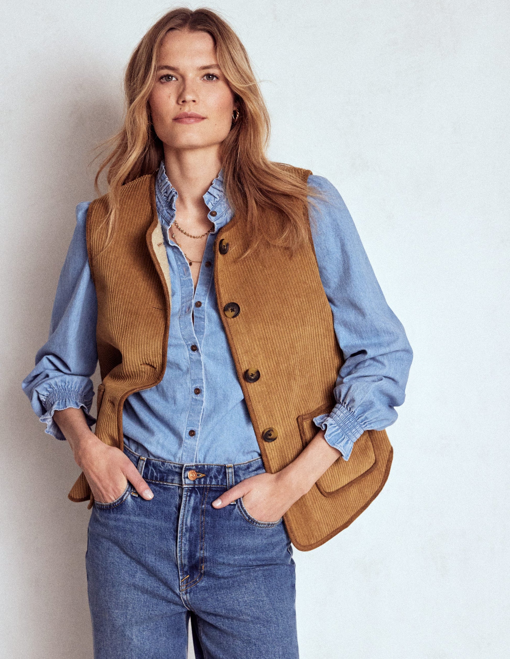 Clerkenwell Reversible Gilet-Hazelnut Brown, Natural-1