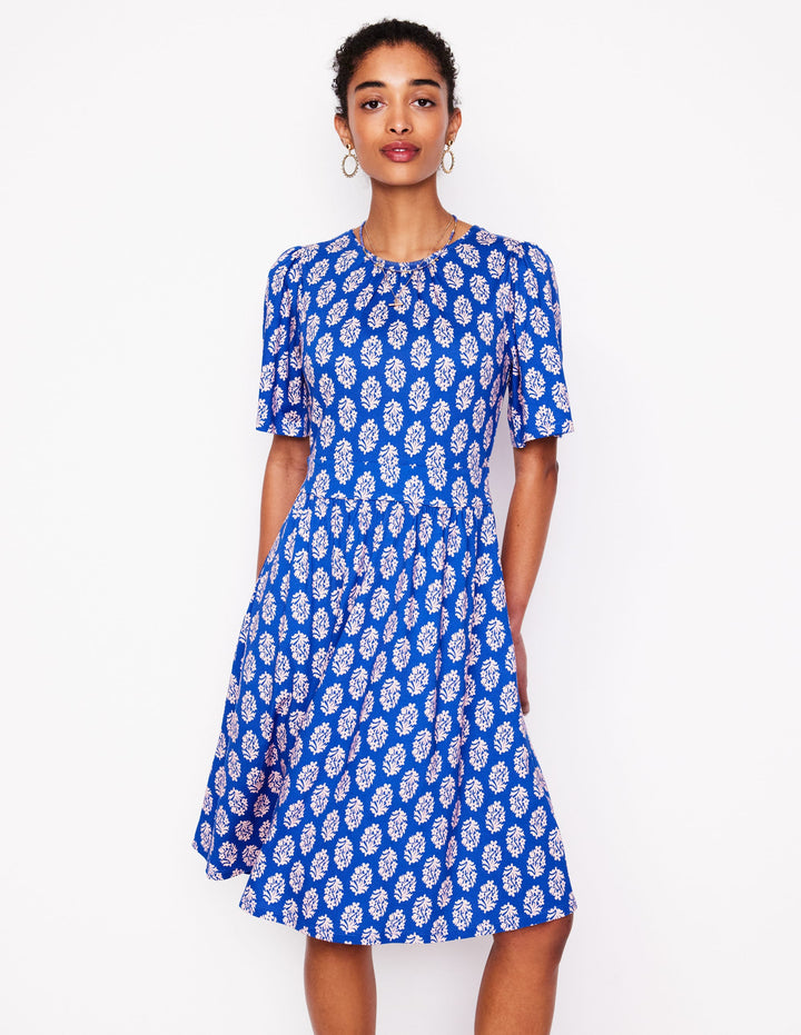 Louisa Short Jersey Dress-Gallery Blue, Posy Stamp