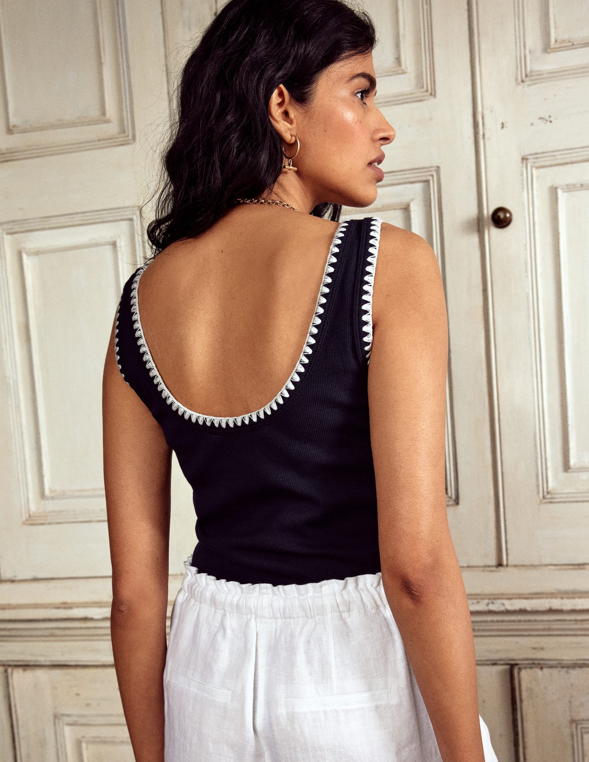 Crochet Trim Scoop Neck Vest-Navy - Image 3